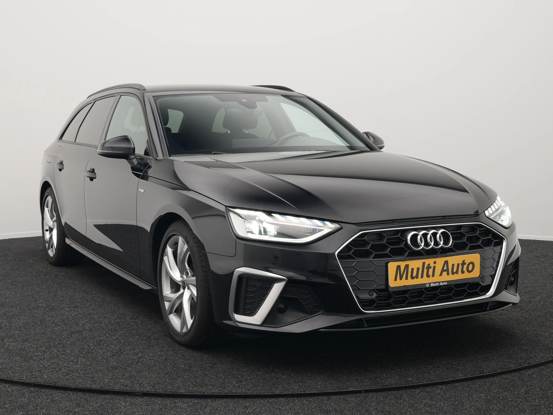 Hoofdafbeelding Audi A4