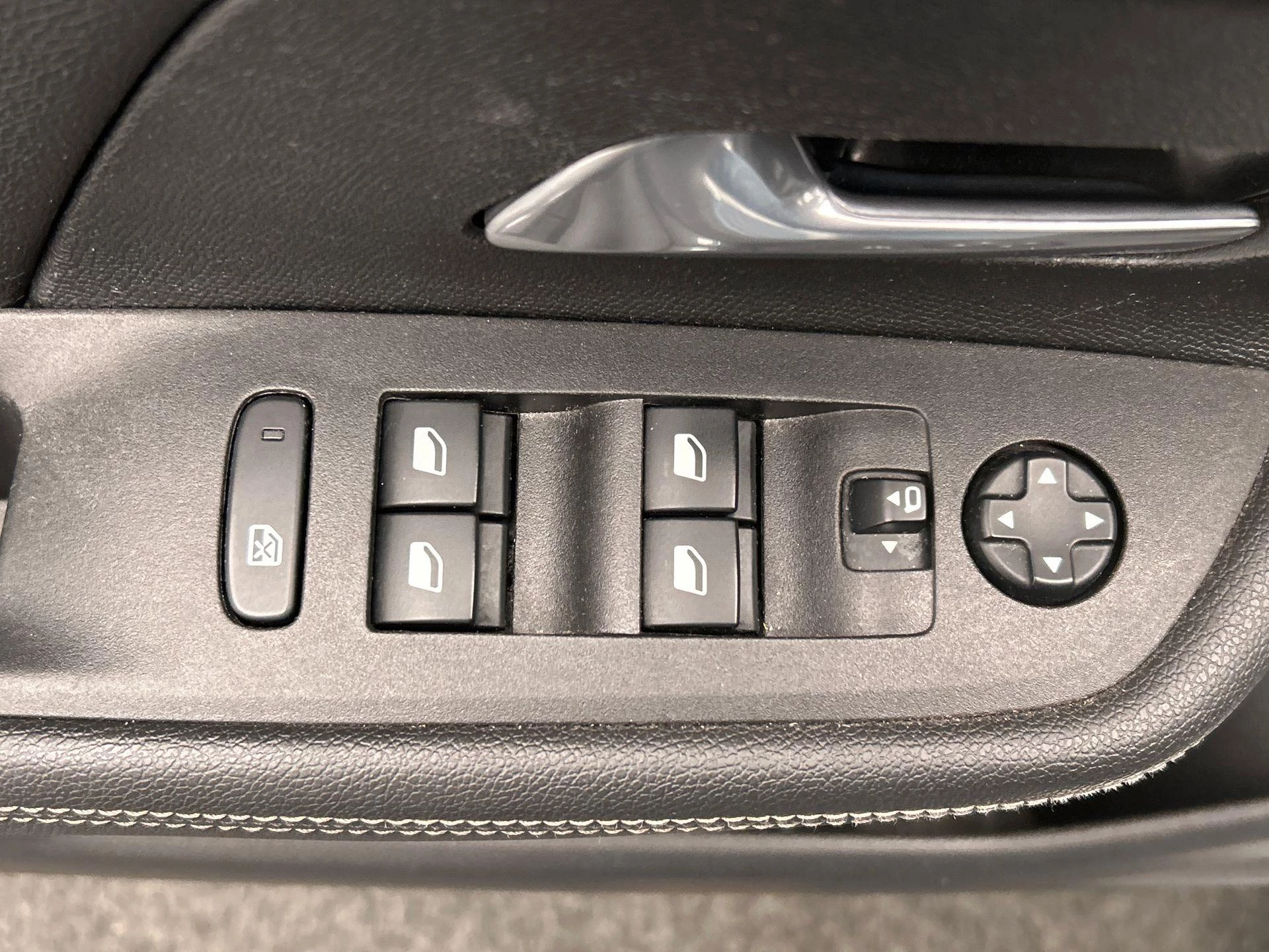 Hoofdafbeelding Opel Mokka-e