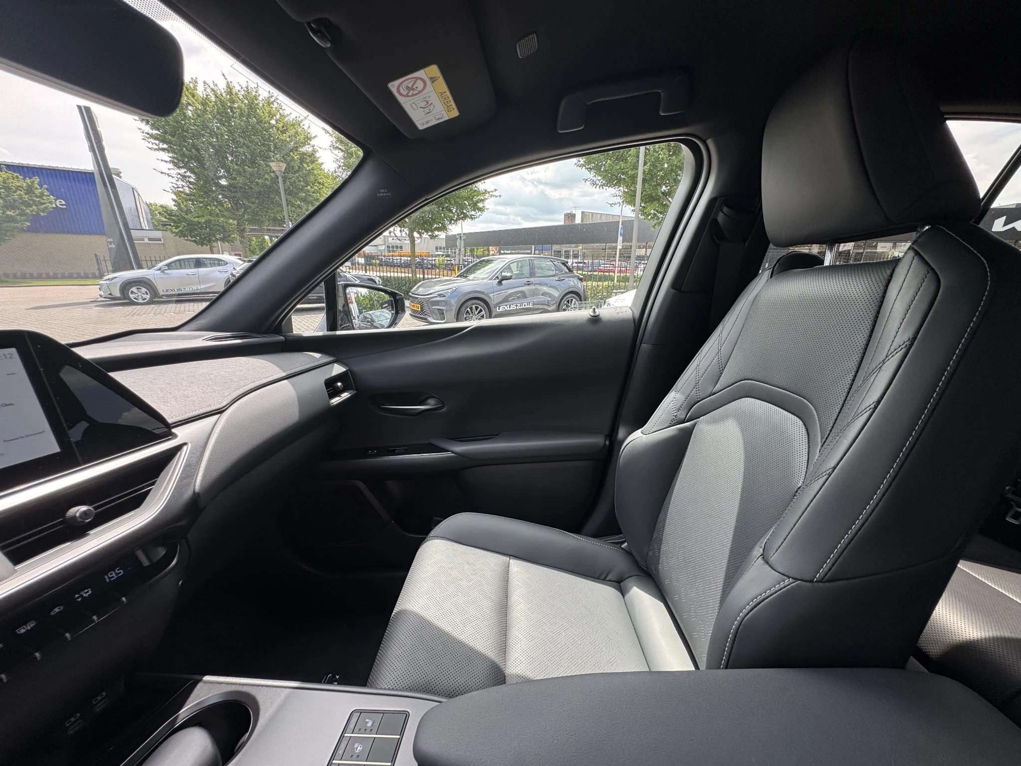 Hoofdafbeelding Lexus UX