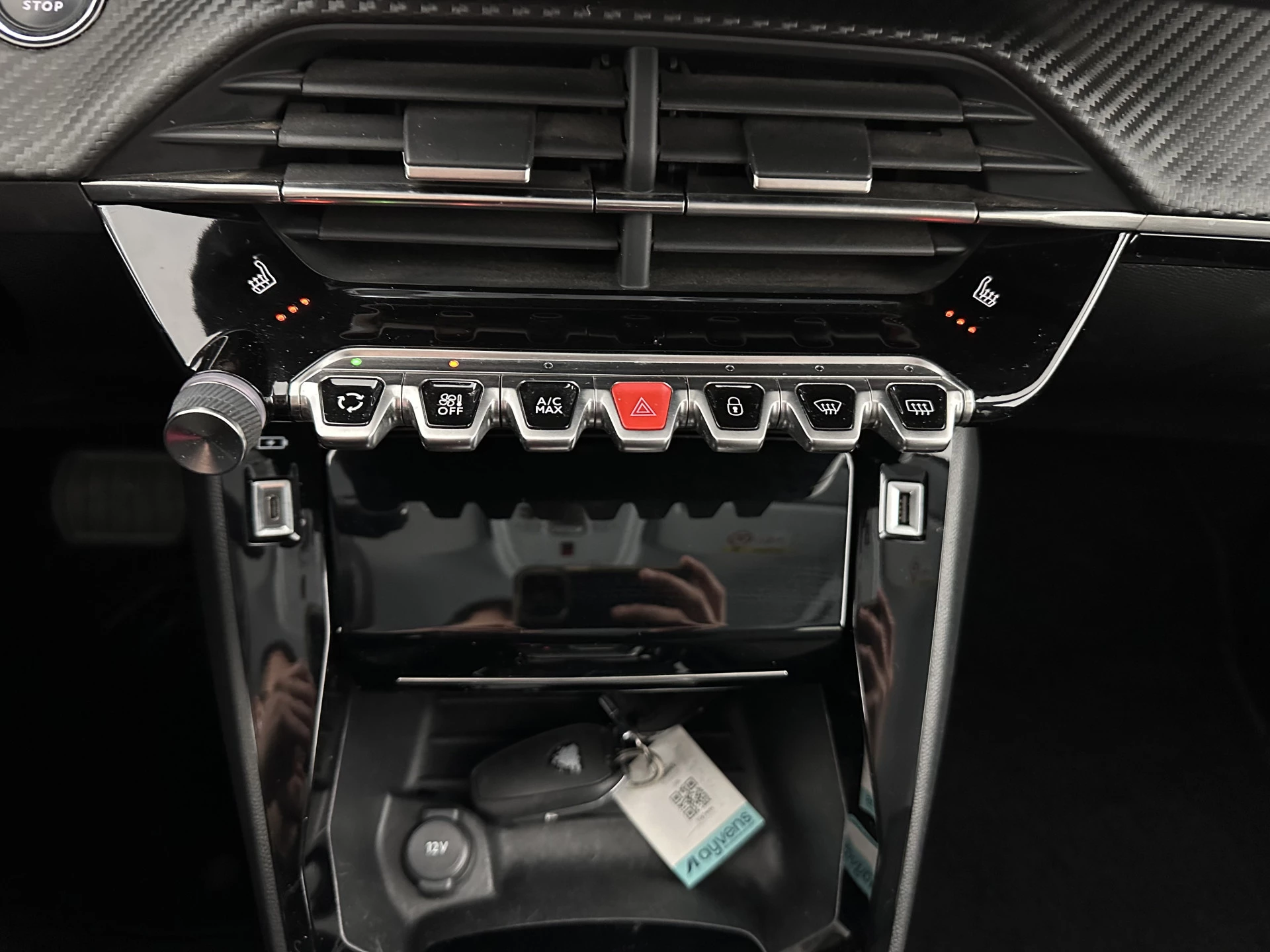 Hoofdafbeelding Peugeot e-208