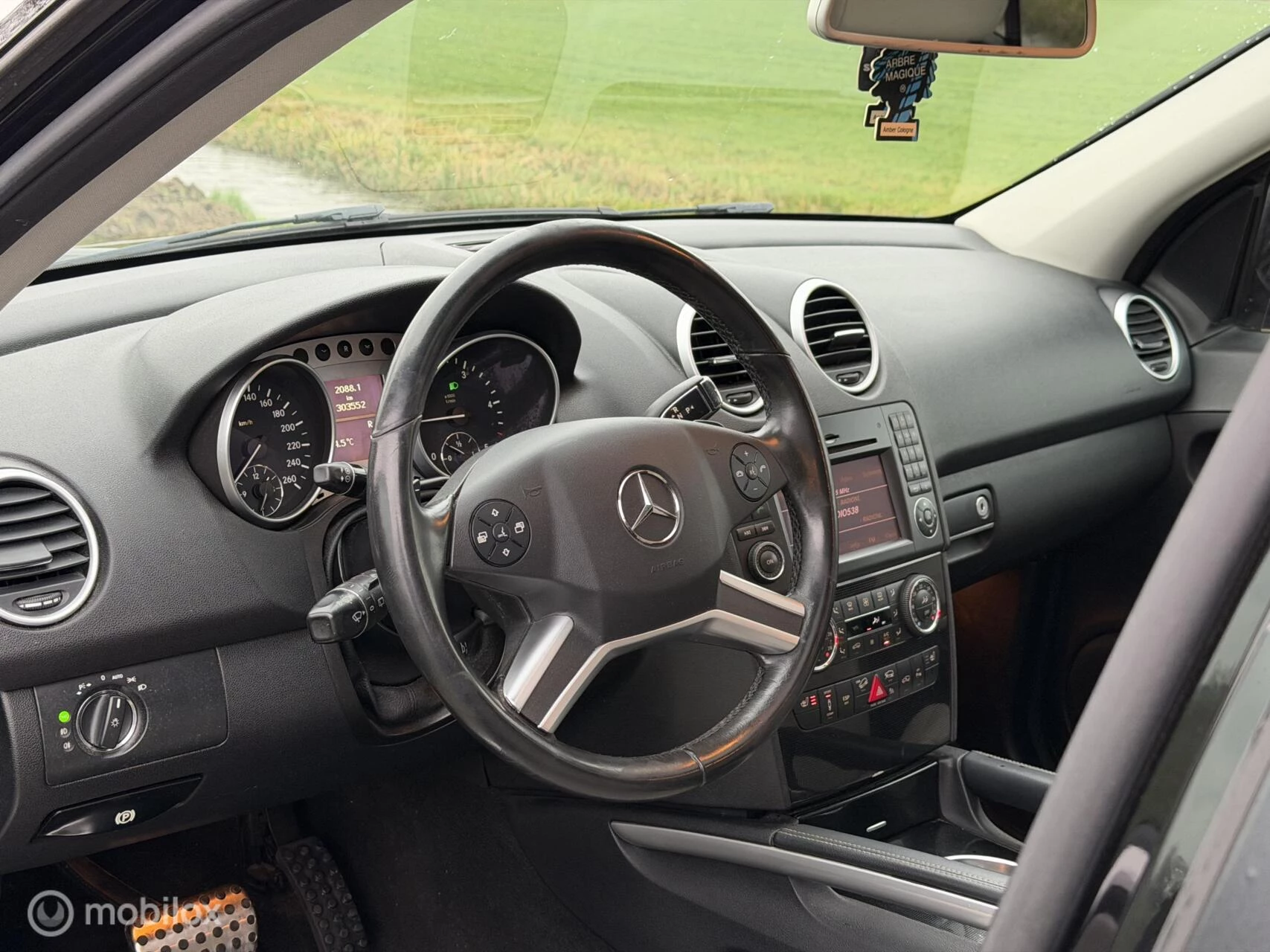 Hoofdafbeelding Mercedes-Benz M-Klasse