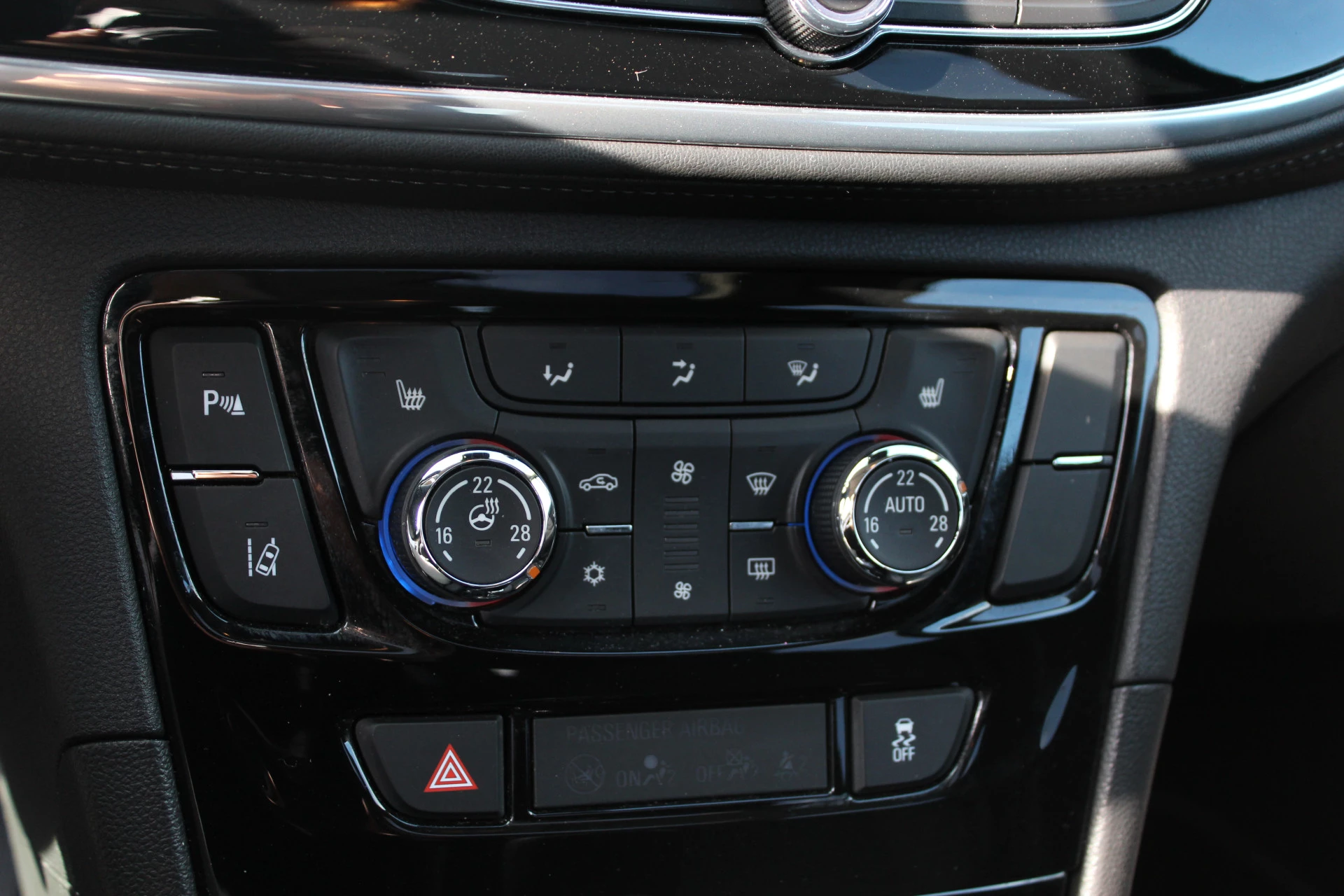 Hoofdafbeelding Opel Mokka X