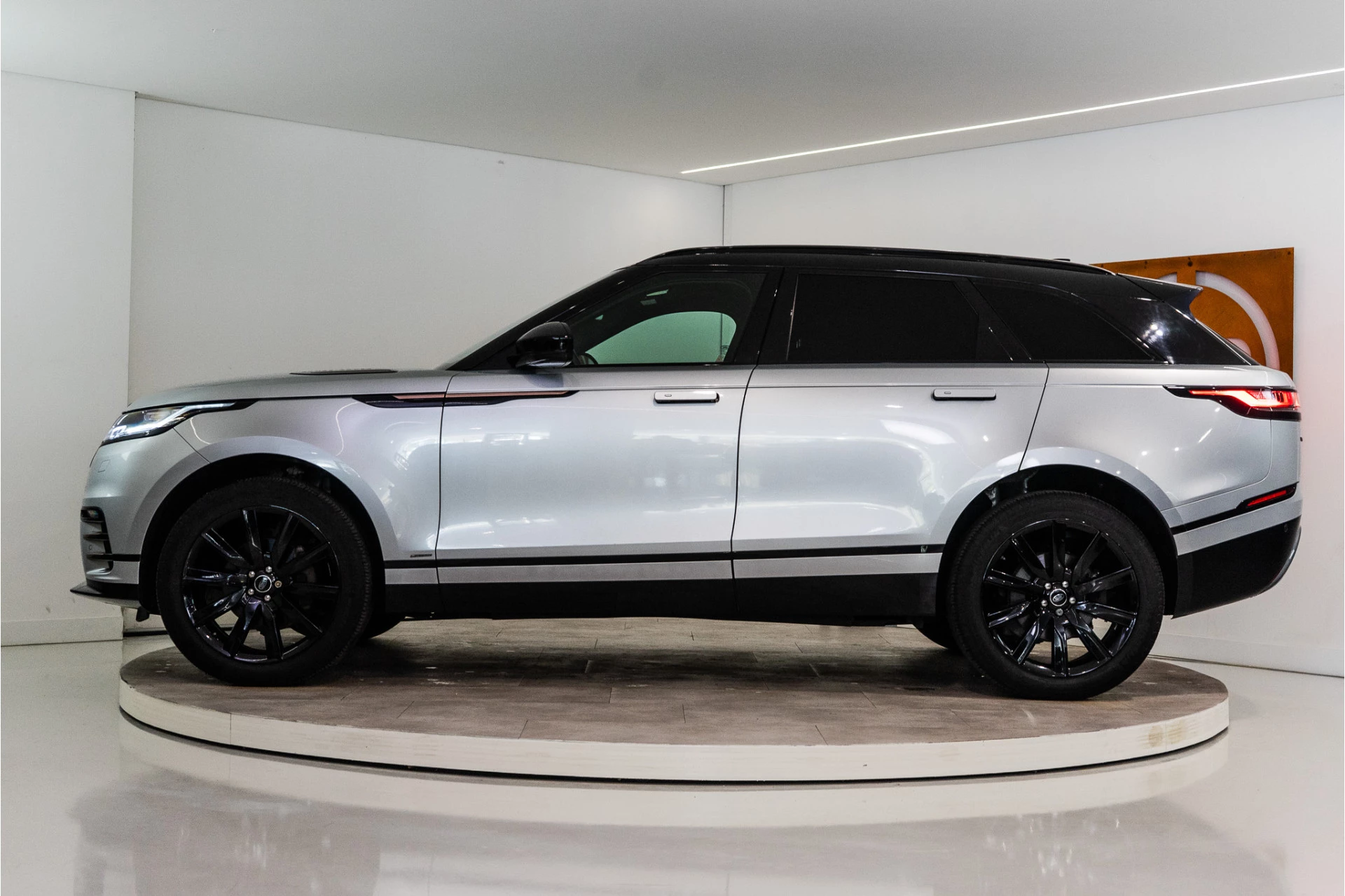 Hoofdafbeelding Land Rover Range Rover Velar