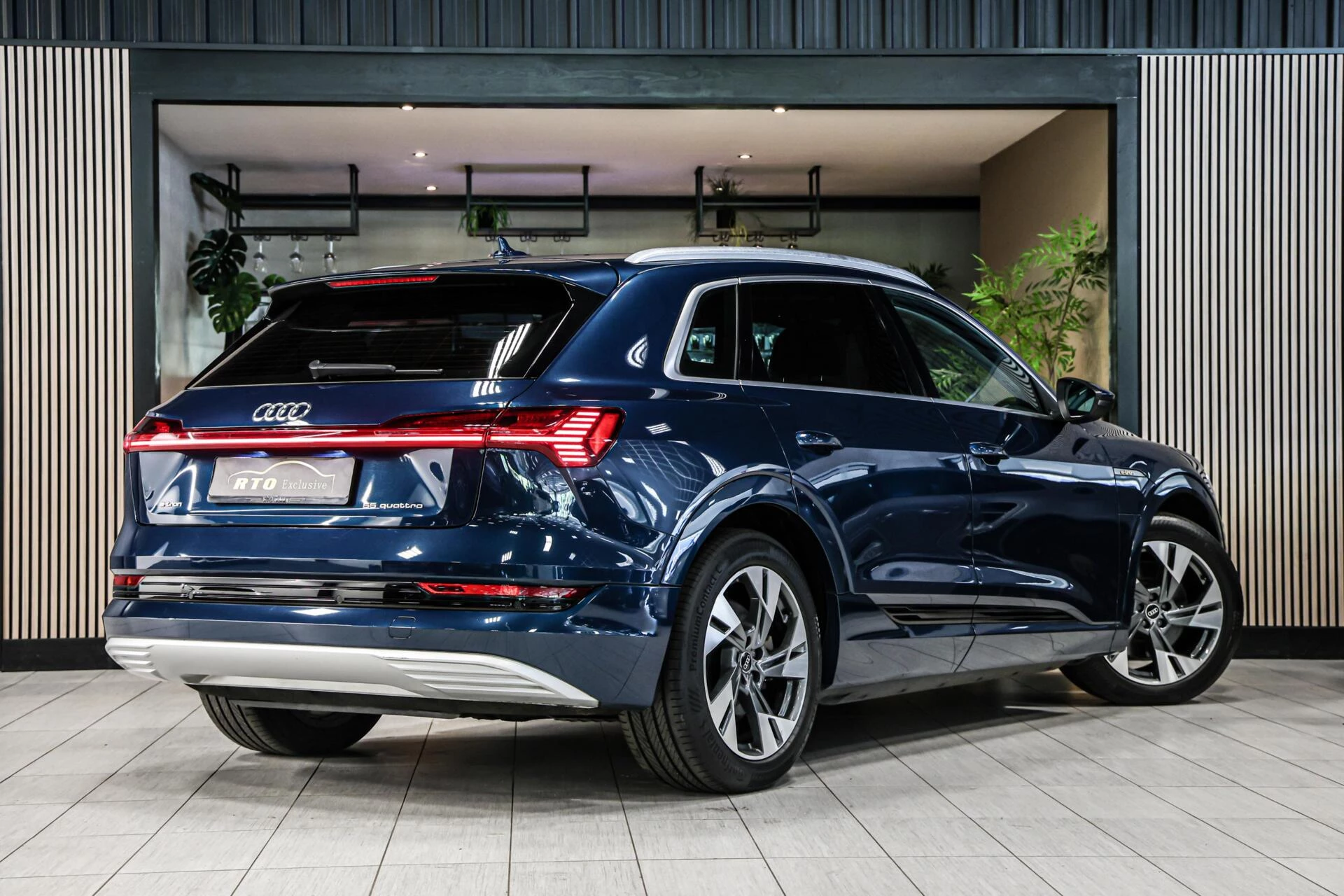 Hoofdafbeelding Audi e-tron