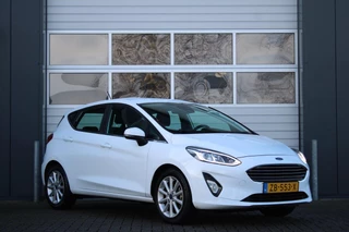 Ford Fiesta 1.0 EcoBoost Vignale 5-Deurs Airco/Cruise/Bluetooth/Stoelverwarming/AppleCarplay/Radio.USB/16"LM/Isofix/APK:27-08-2026