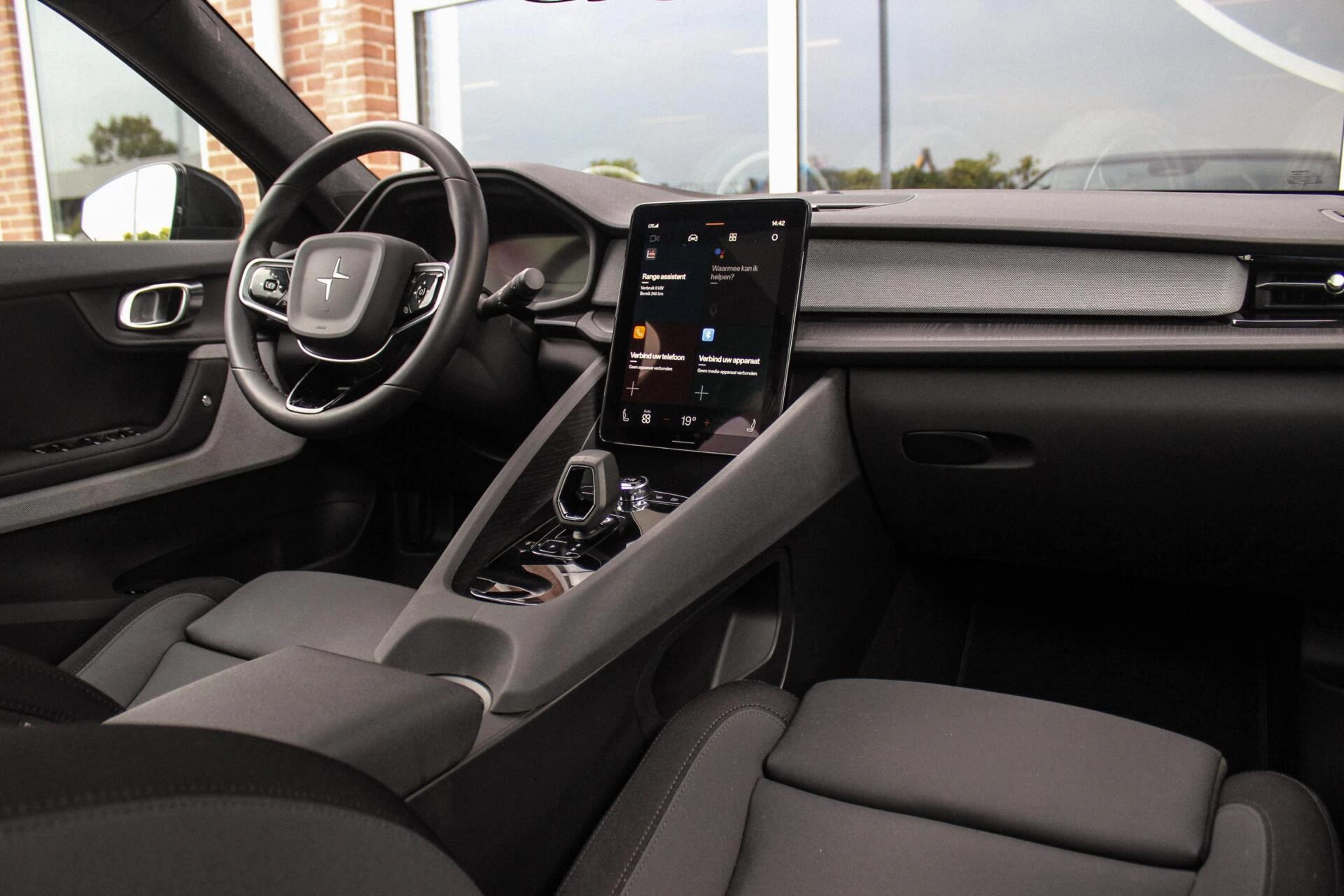 Hoofdafbeelding Polestar 2
