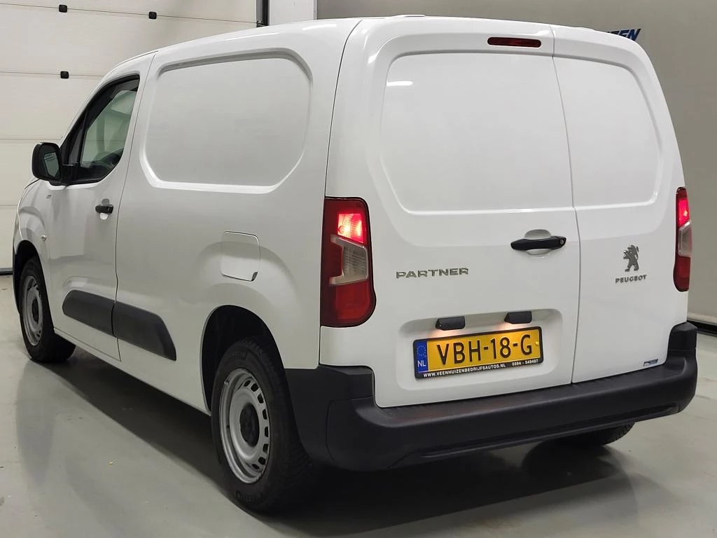 Hoofdafbeelding Peugeot Partner