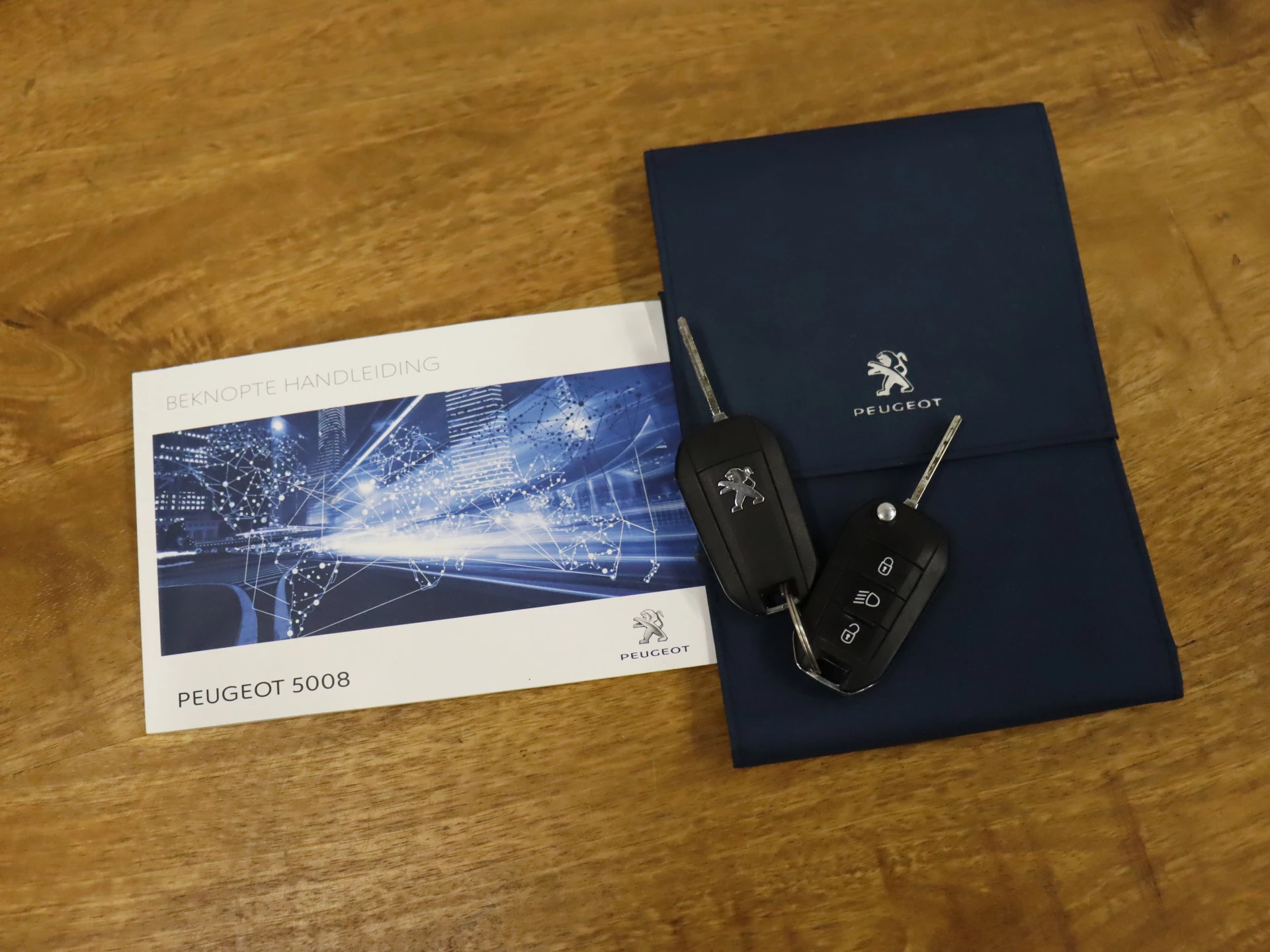 Hoofdafbeelding Peugeot 5008