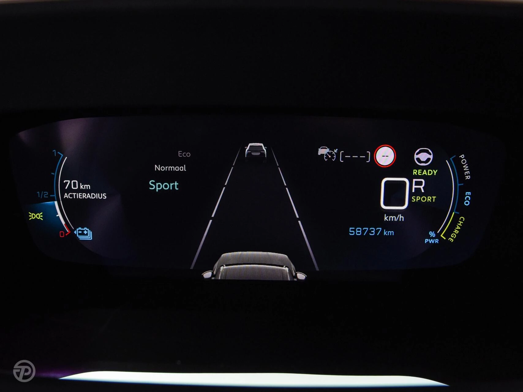 Hoofdafbeelding Peugeot e-2008