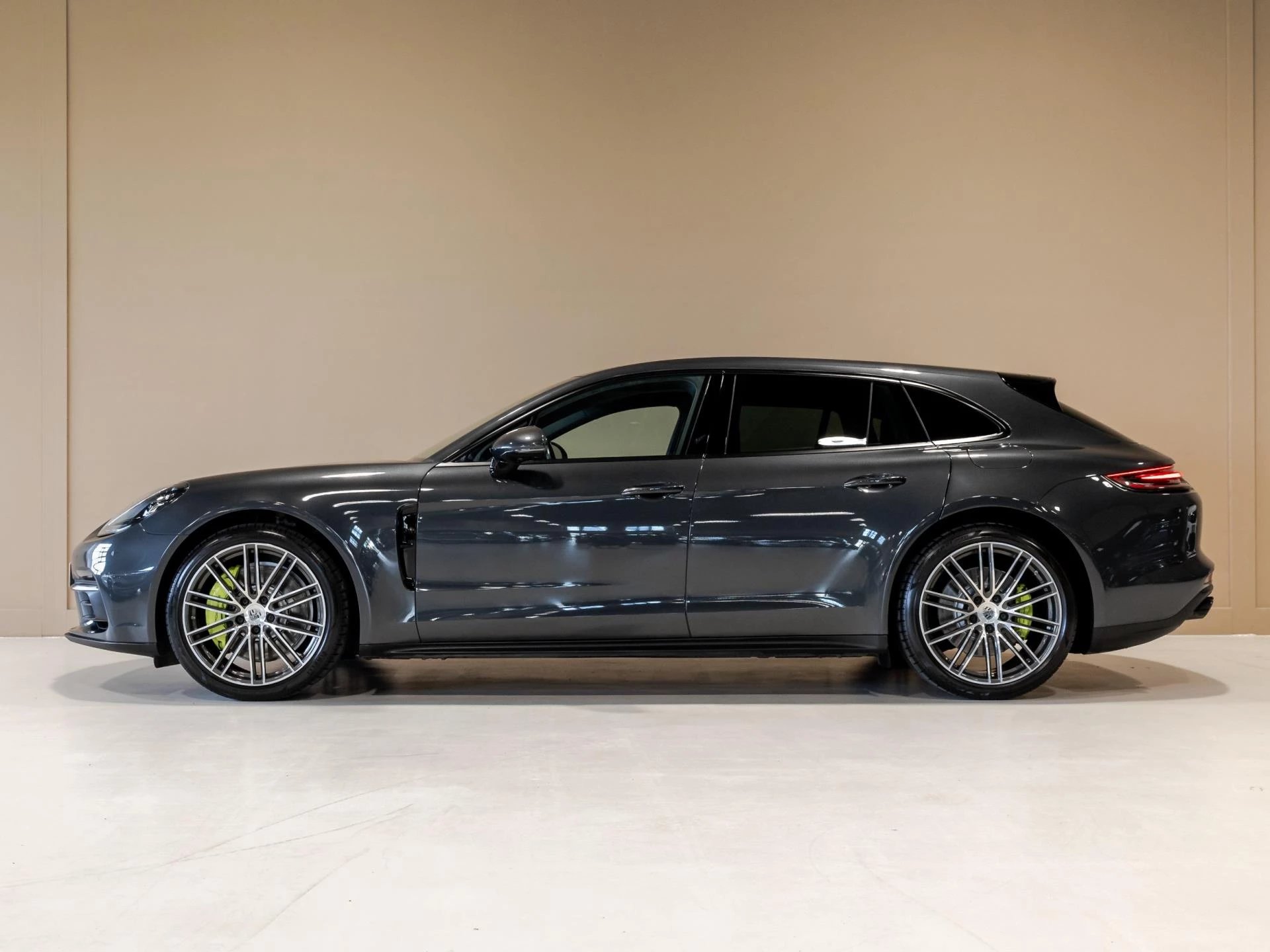 Hoofdafbeelding Porsche Panamera