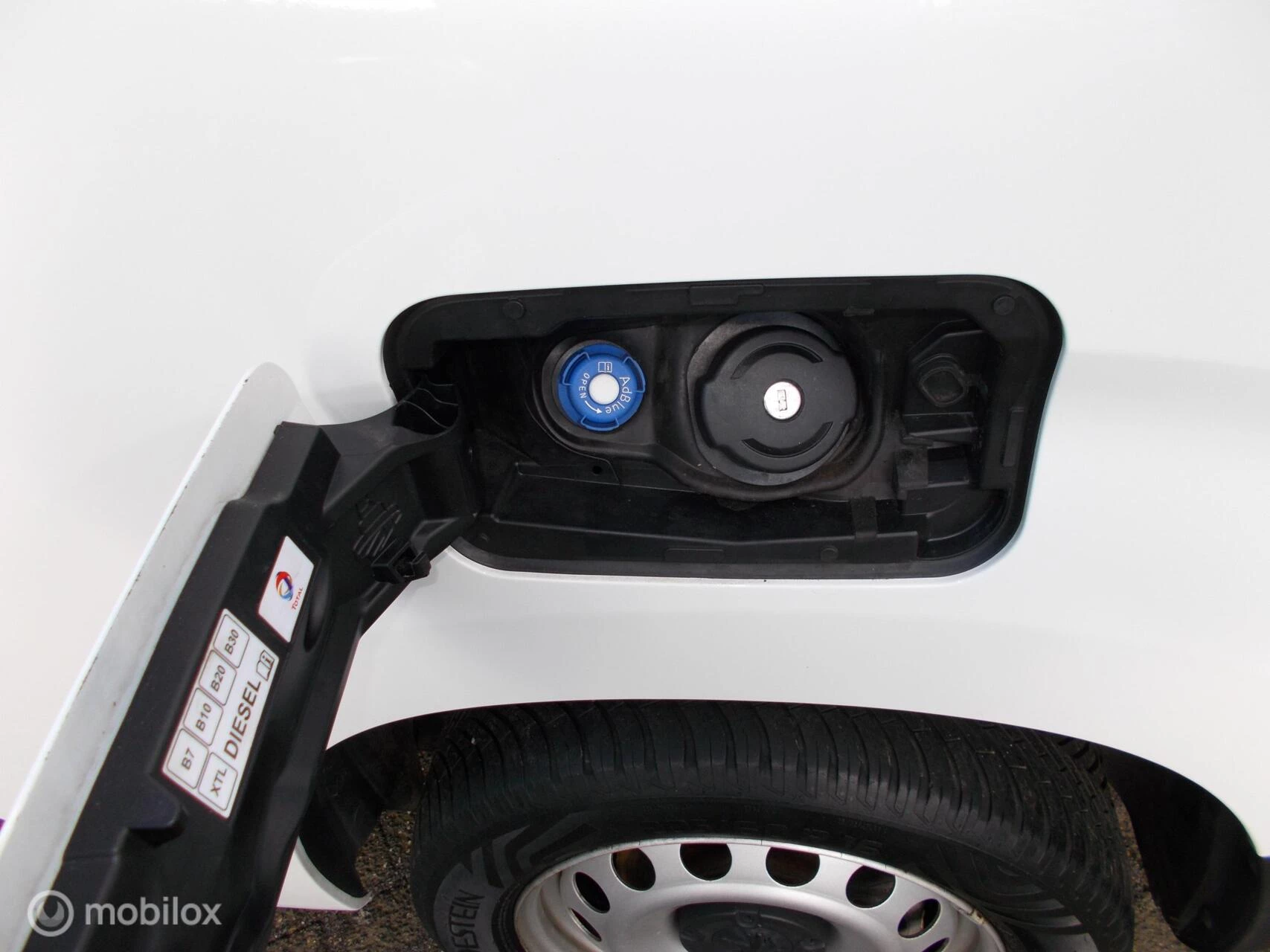 Hoofdafbeelding Peugeot Partner