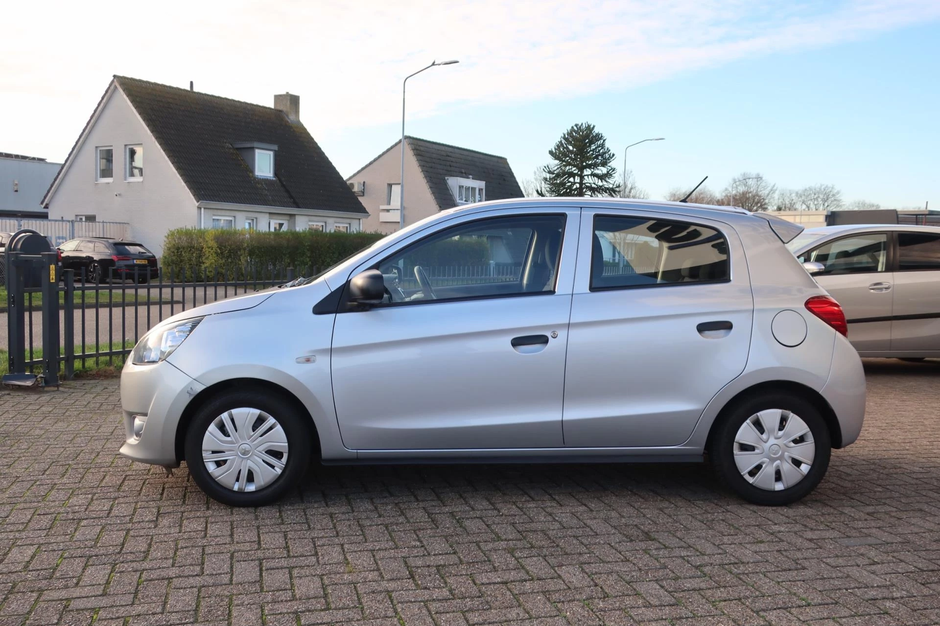 Hoofdafbeelding Mitsubishi Space Star