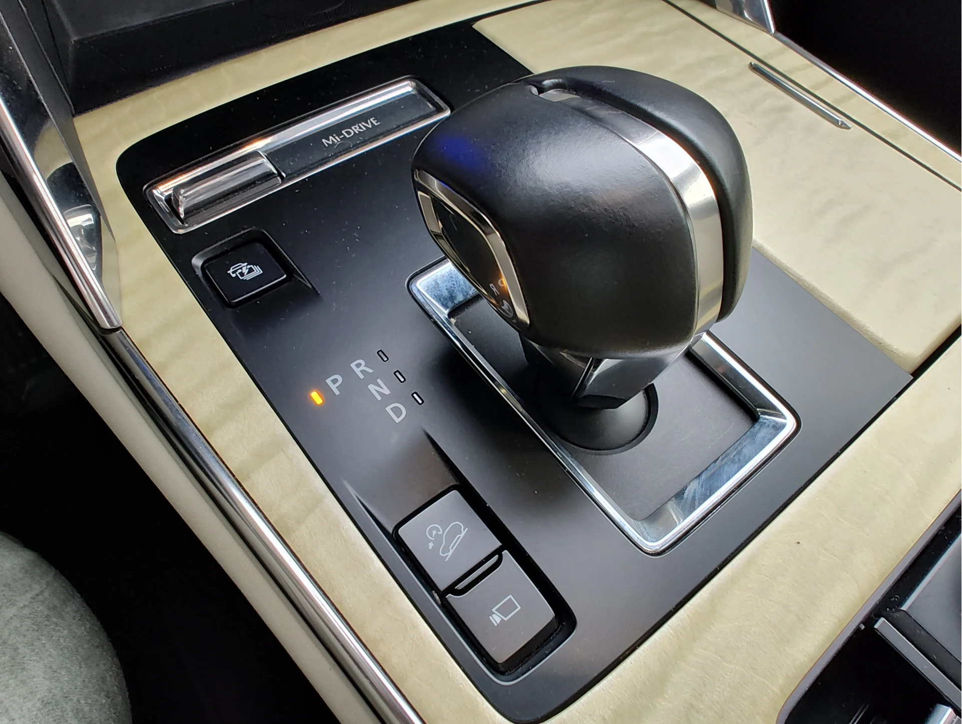 Hoofdafbeelding Mazda CX-60