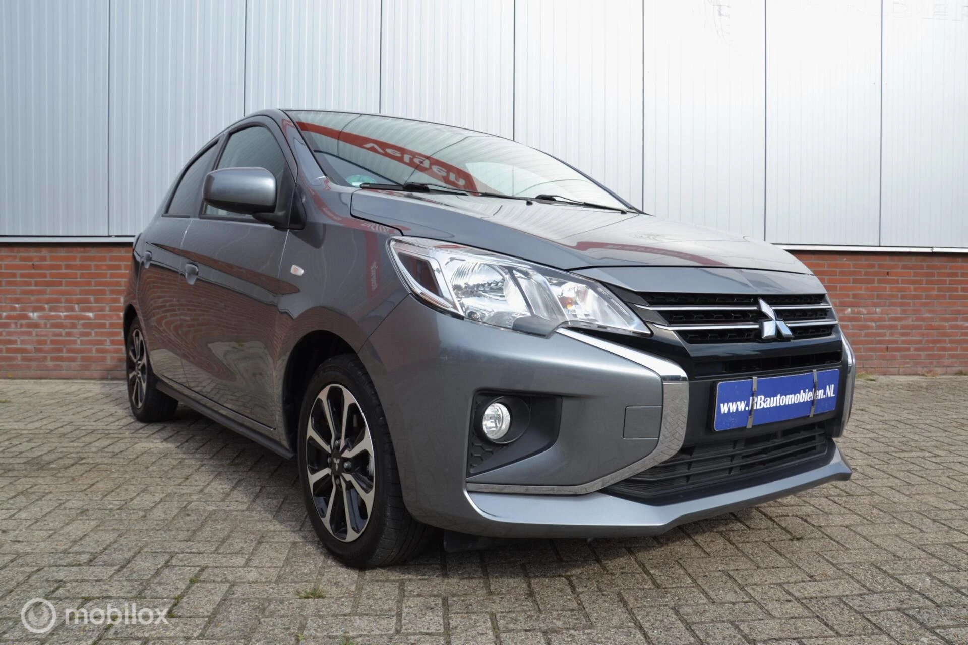 Hoofdafbeelding Mitsubishi Space Star
