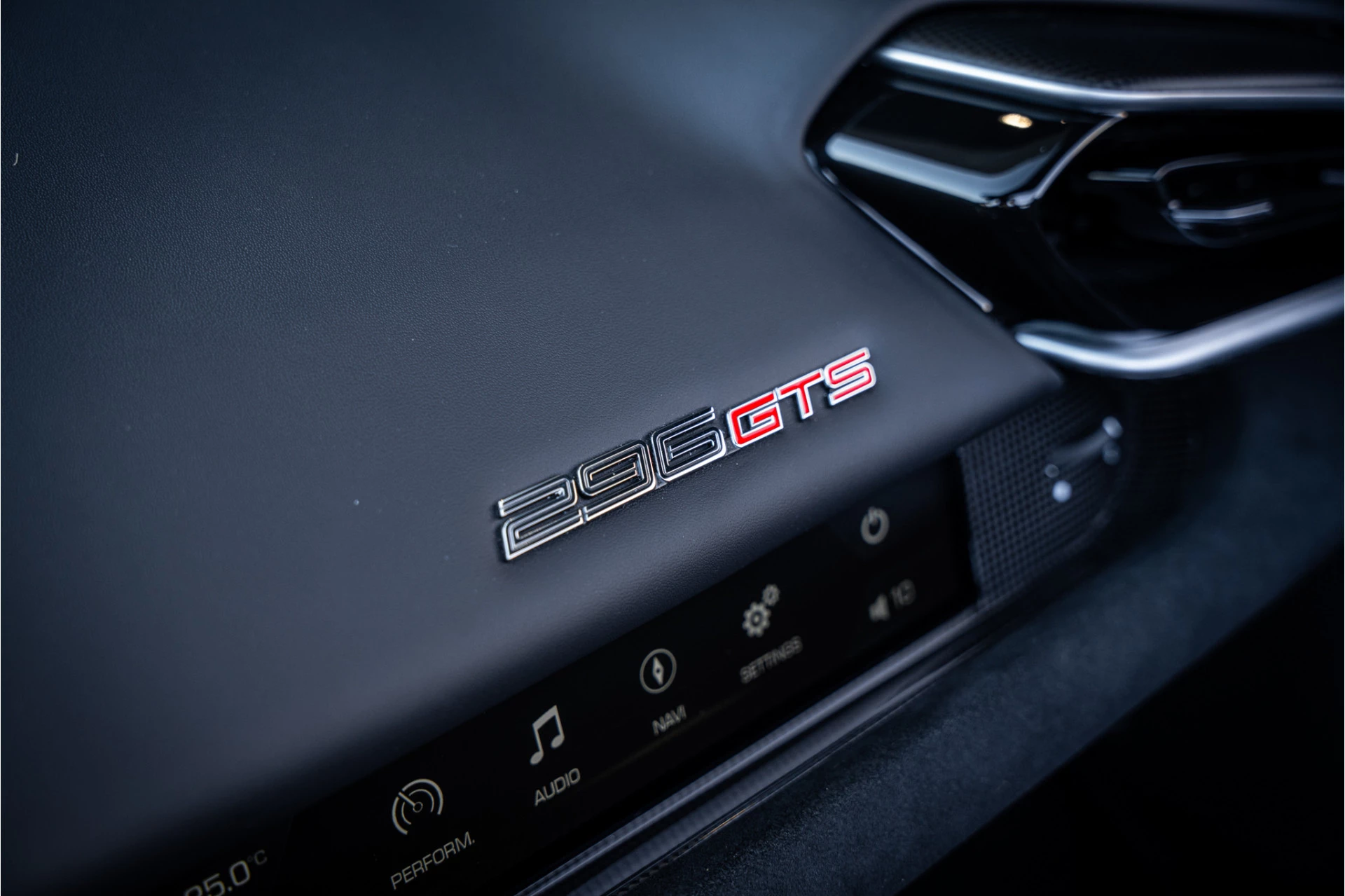 Hoofdafbeelding Ferrari 296