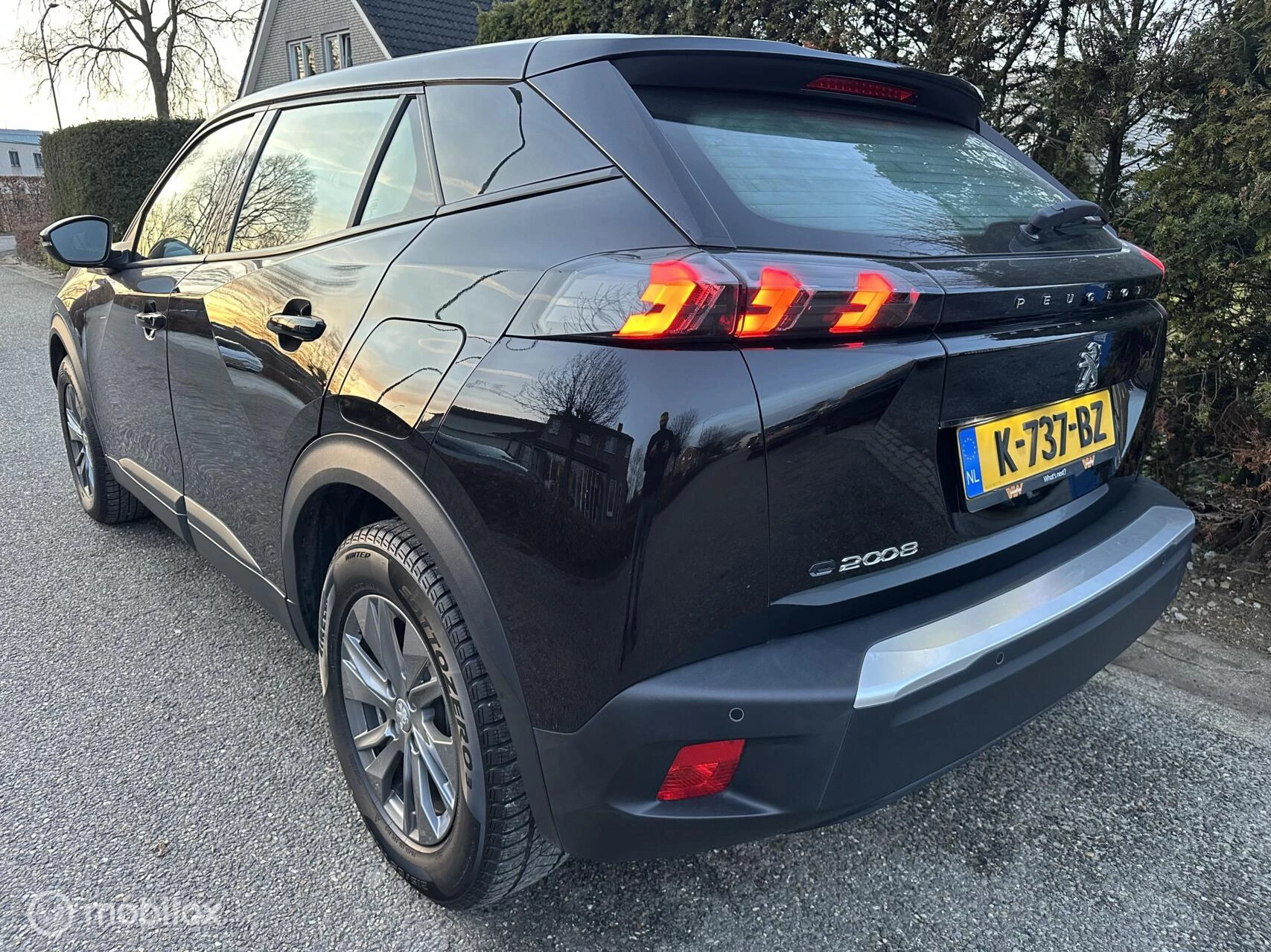 Hoofdafbeelding Peugeot e-2008