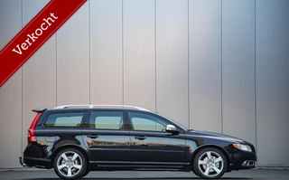 Hoofdafbeelding Volvo V70 Volvo V70 2.0T R-Design NL Auto|Automaat|Trekhaak|Xenon