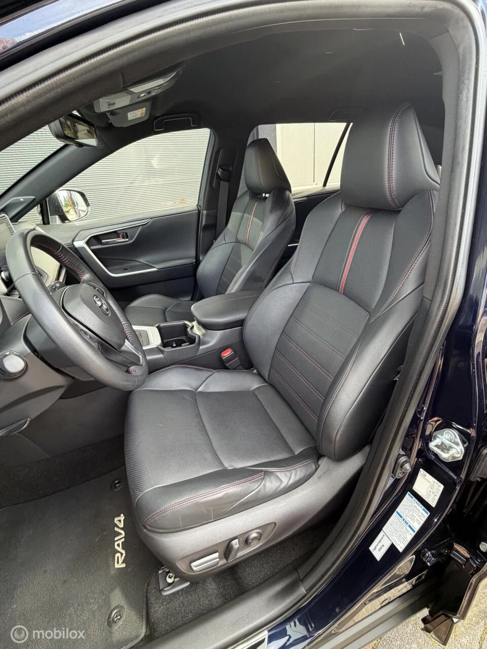 Hoofdafbeelding Toyota RAV4