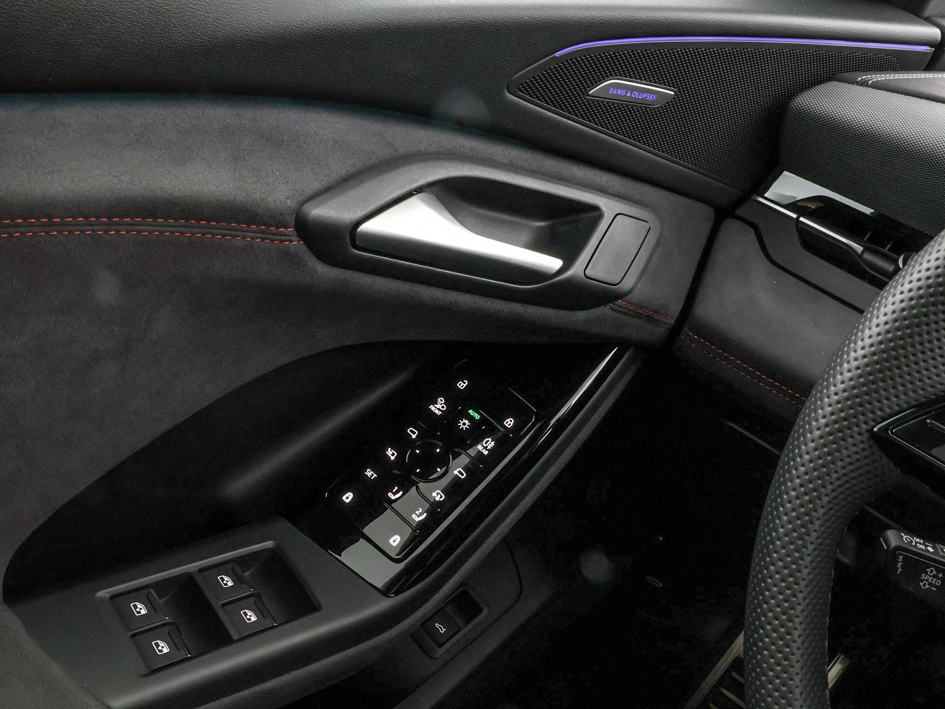 Hoofdafbeelding Audi Q6 e-tron