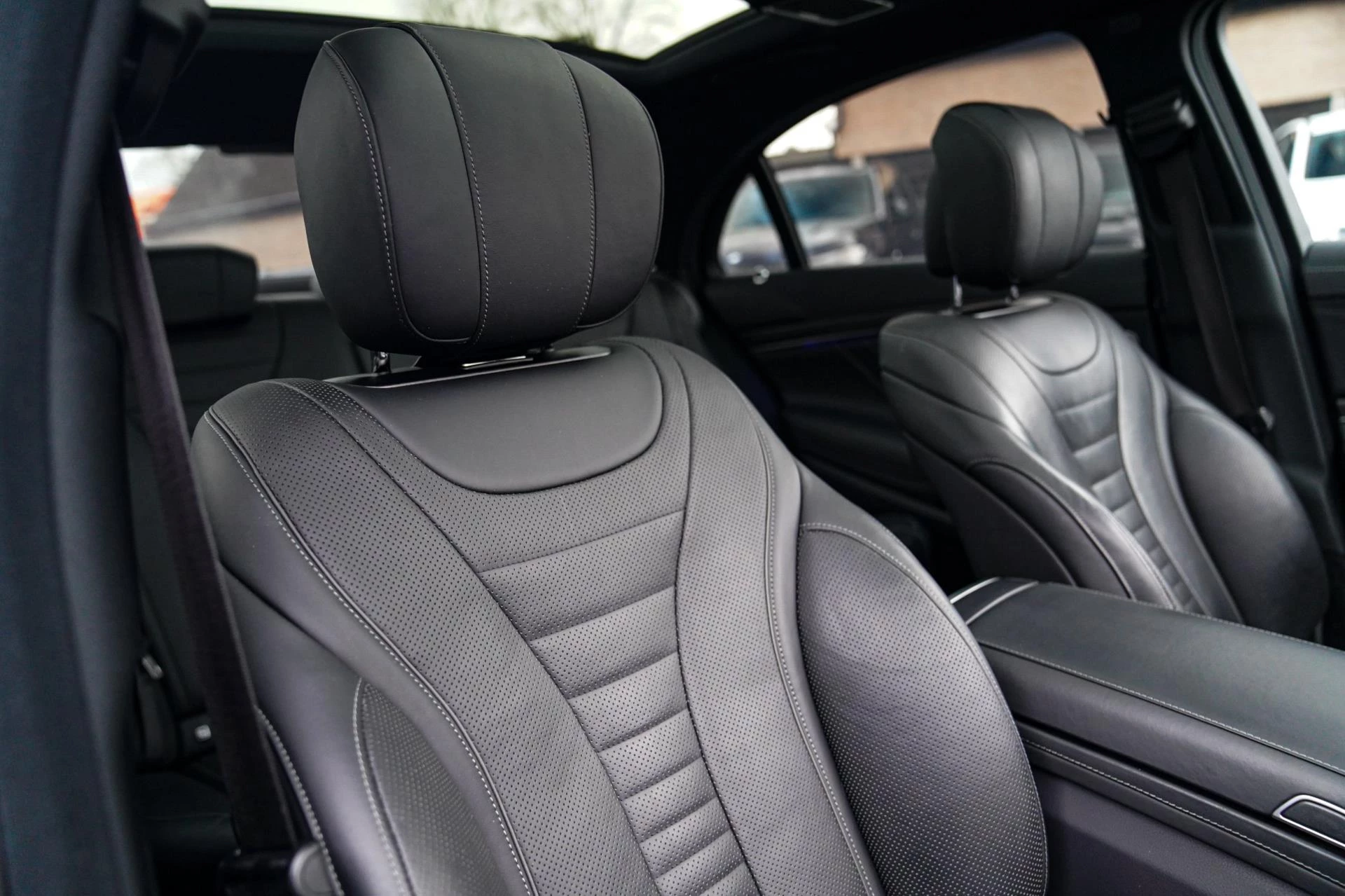 Hoofdafbeelding Mercedes-Benz S-Klasse