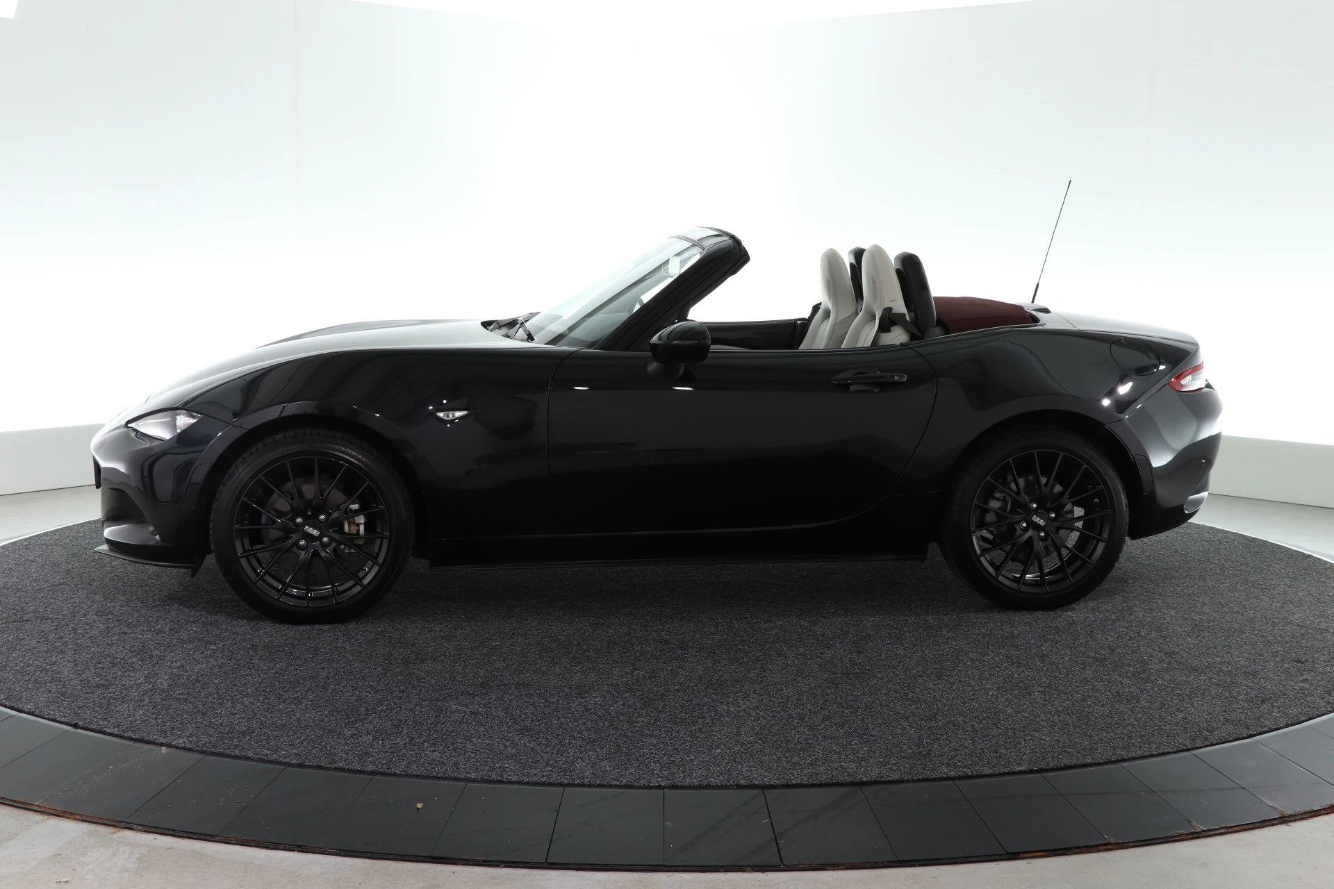 Hoofdafbeelding Mazda MX-5