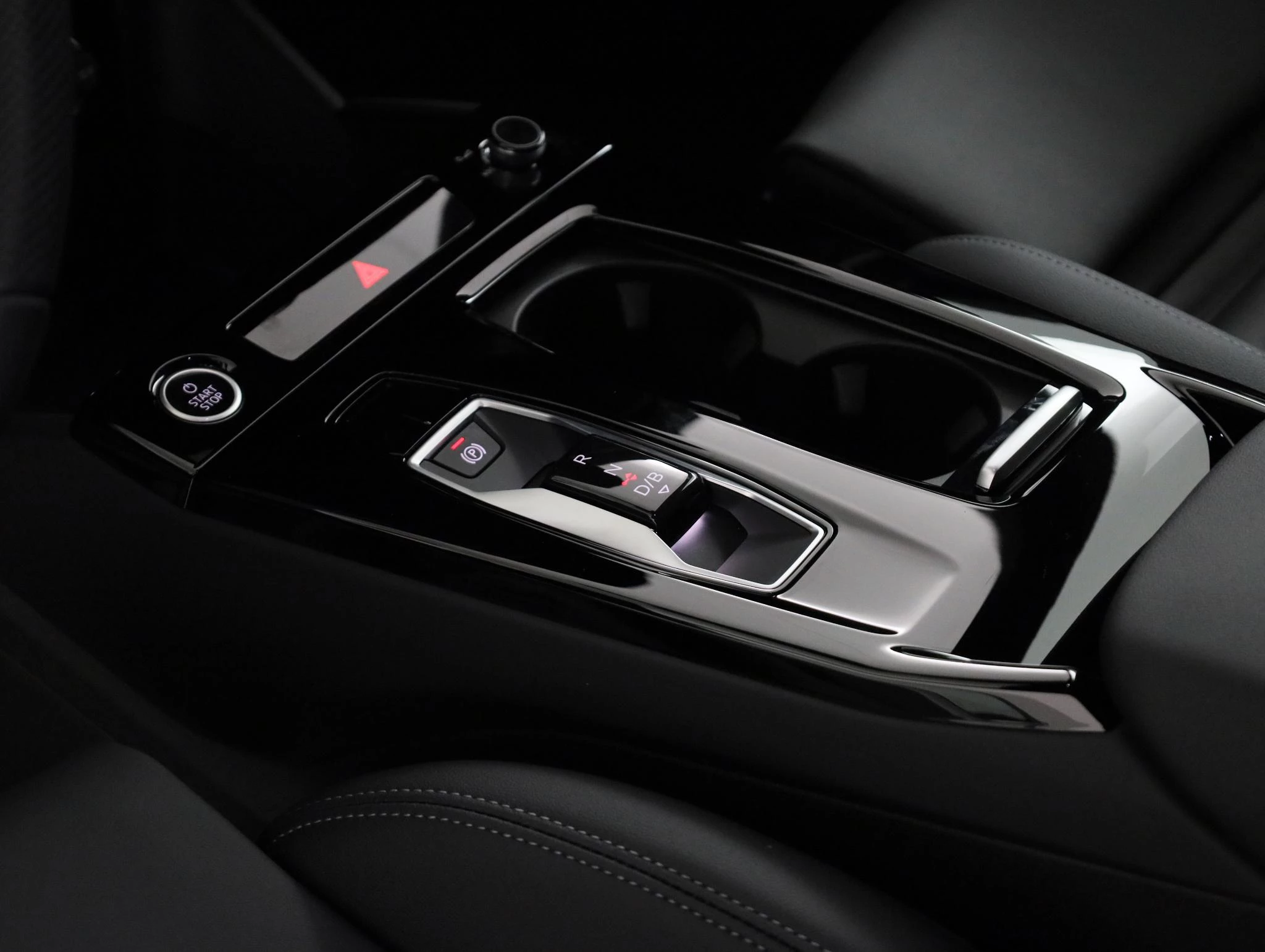 Hoofdafbeelding Audi A6 Avant e-tron