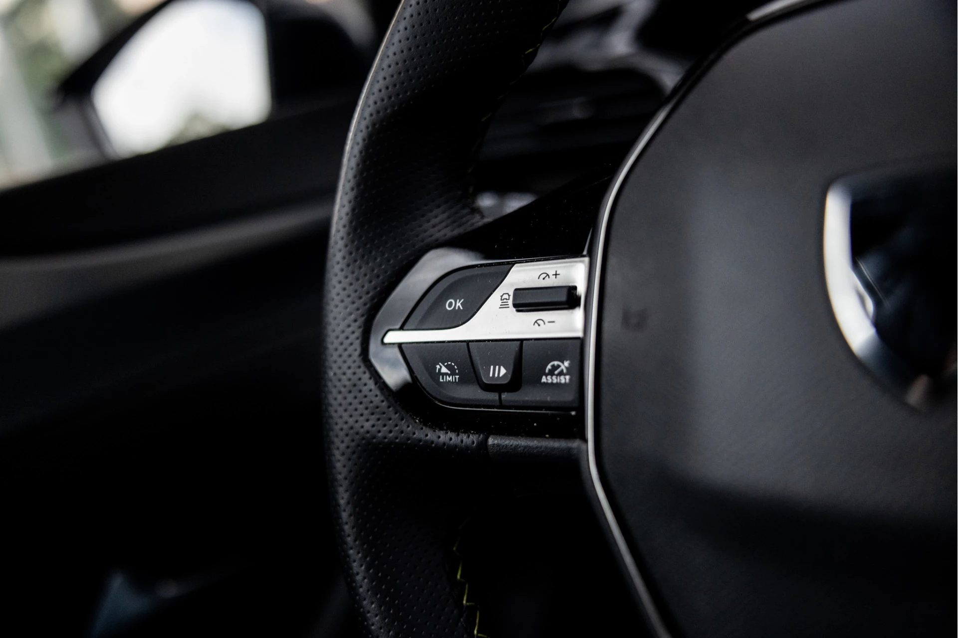 Hoofdafbeelding Peugeot 408