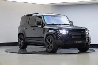 Hoofdafbeelding Land Rover Defender Land Rover Defender 110 2.0 P400e 110 SE