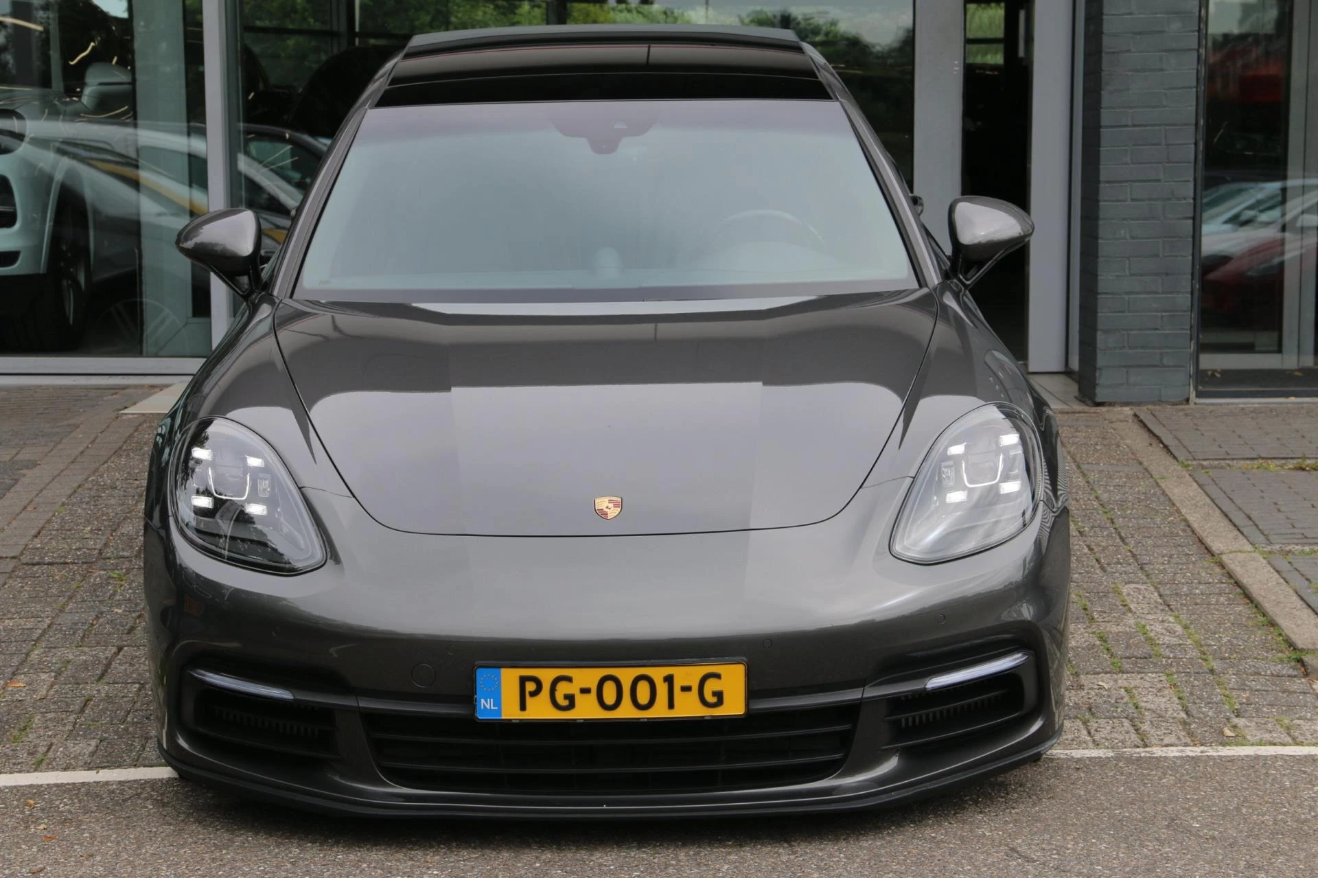 Hoofdafbeelding Porsche Panamera
