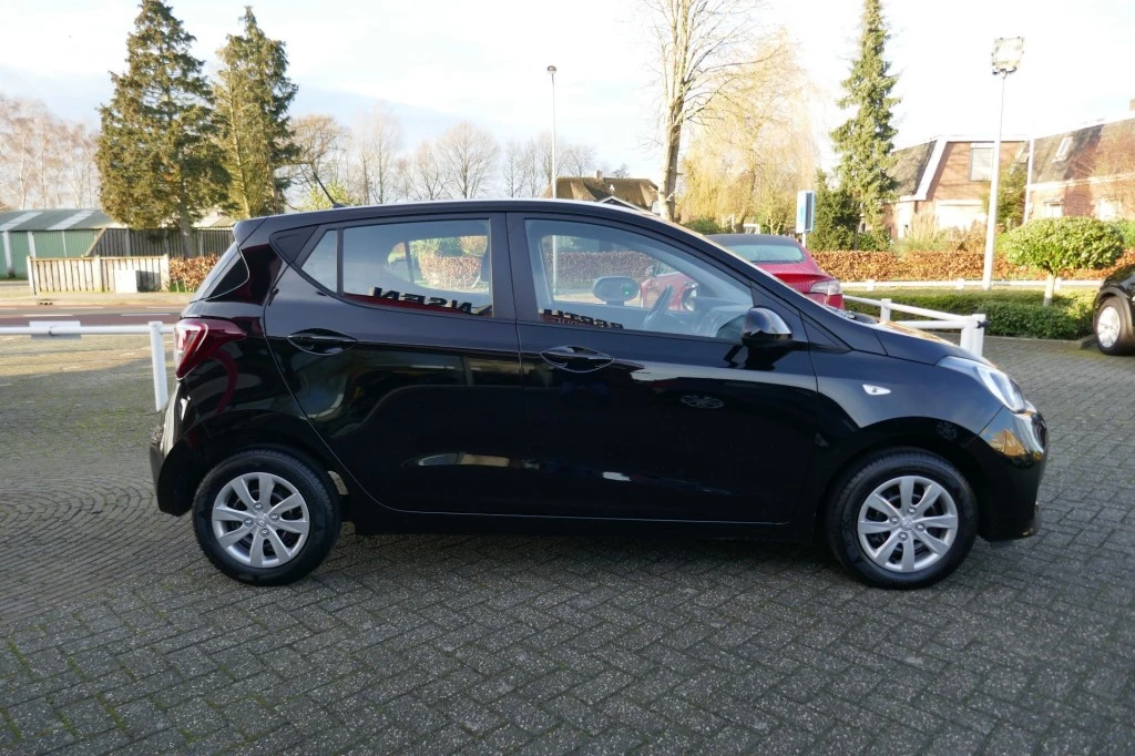 Hoofdafbeelding Hyundai i10
