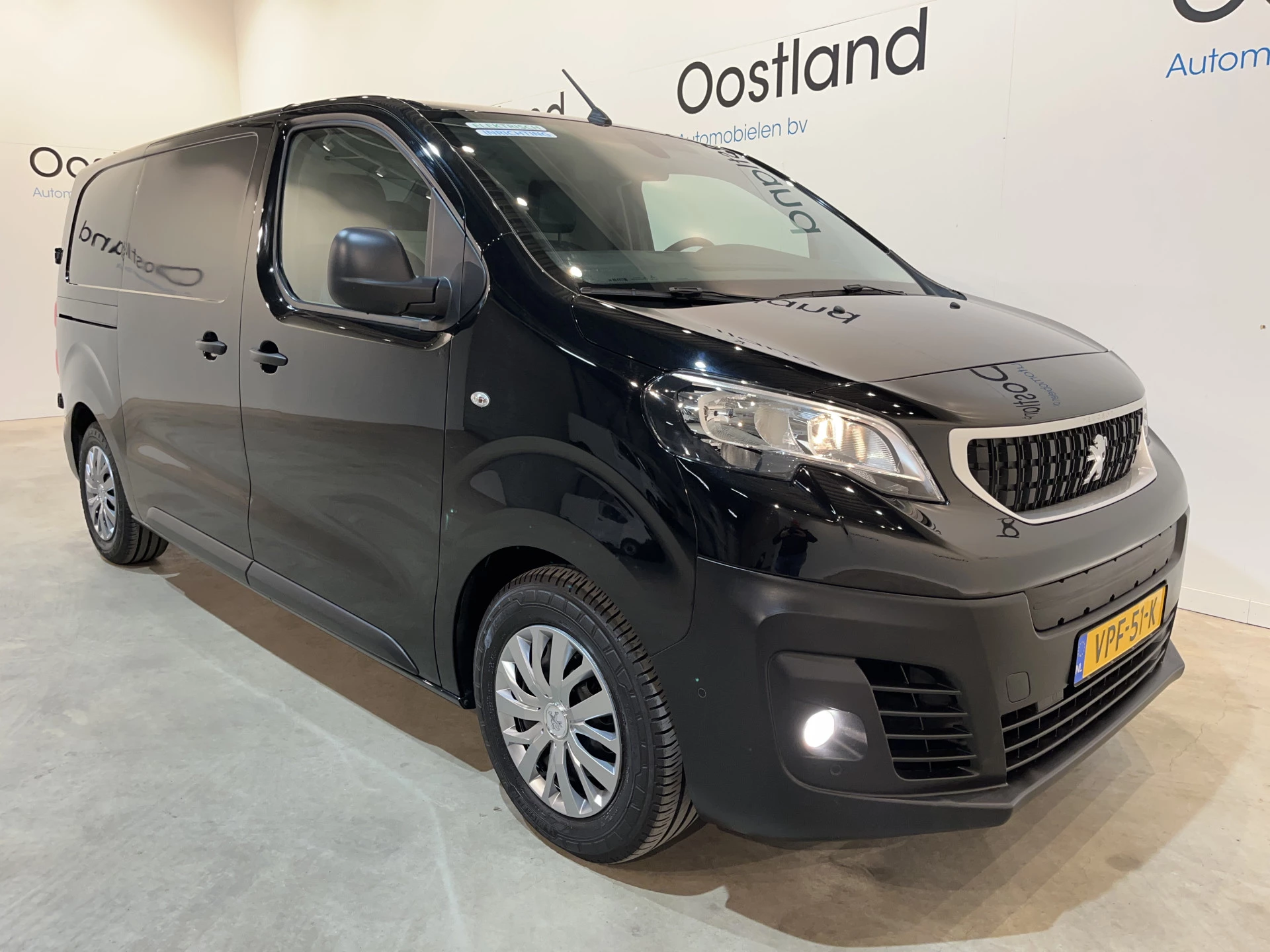 Hoofdafbeelding Peugeot e-Expert