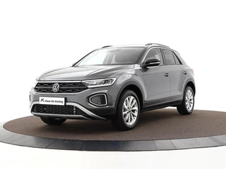 Volkswagen T-Roc 1.5 TSI 150pk DSG Life Edition · Keyless · Camera · Apple/Android Car Play · Navigatie · Stoelverwarming · 17'' Inch ·