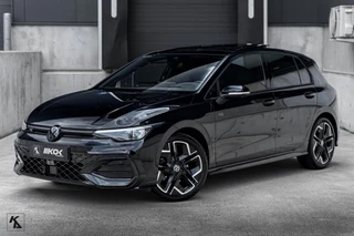 Volkswagen Golf 1.5 eTSI | 2025 | R-Line Black Edition |Luxe
