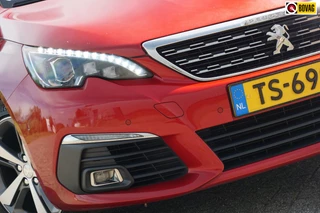 Peugeot 308 SW 1.6 BlueHDI GT-pack | Ultimate Red | Carplay/Leder/CAM/Full-LED/Stoelverwarming - Fijne reisgenoot!