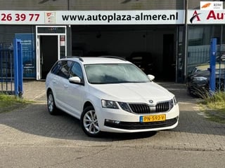 Hoofdafbeelding Škoda Octavia Skoda Octavia Combi 1.0 TSI Automaat Klima Cruise Carplay Camera PDC Elek.Ramen/Spiegels