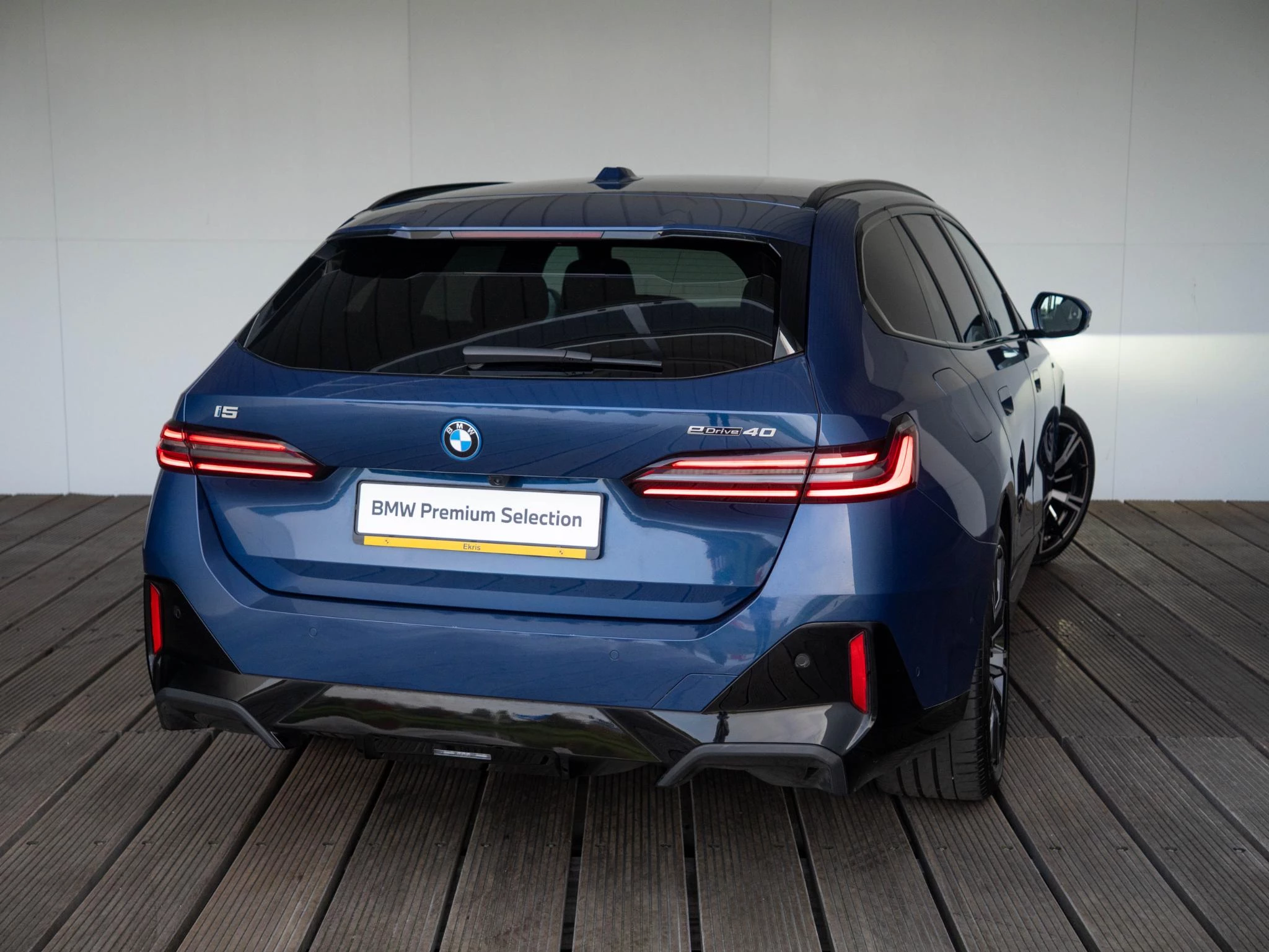Hoofdafbeelding BMW i5