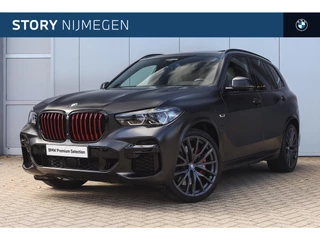 BMW X5 xDrive45e High Executive Sport Line Automaat / Trekhaak / Panoramadak / Comfortstoelen / Comfort Access / Bowers & Wilkins /Stoelventilatie / Massagestoelen /  Laserlight / Head-Up