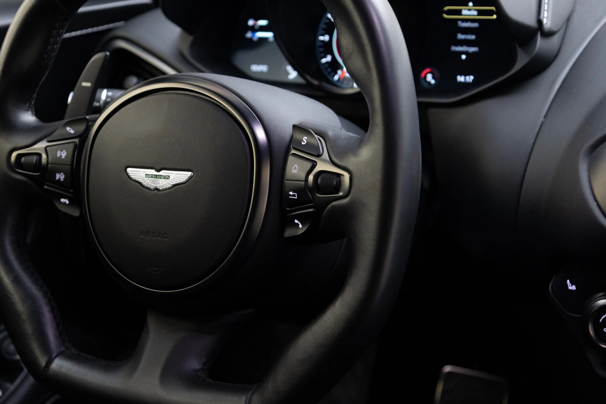 Hoofdafbeelding Aston Martin V8 Vantage