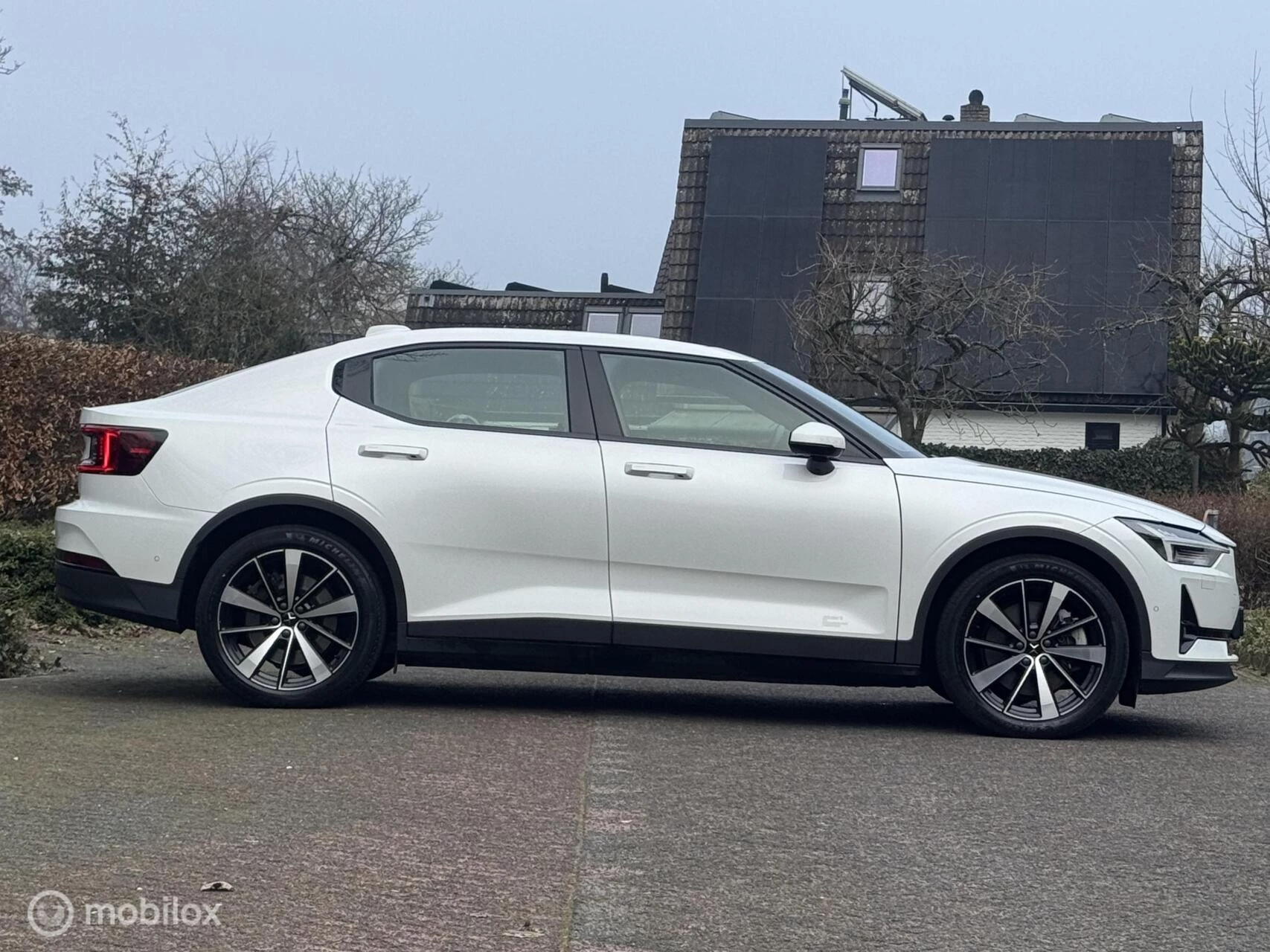 Hoofdafbeelding Polestar 2