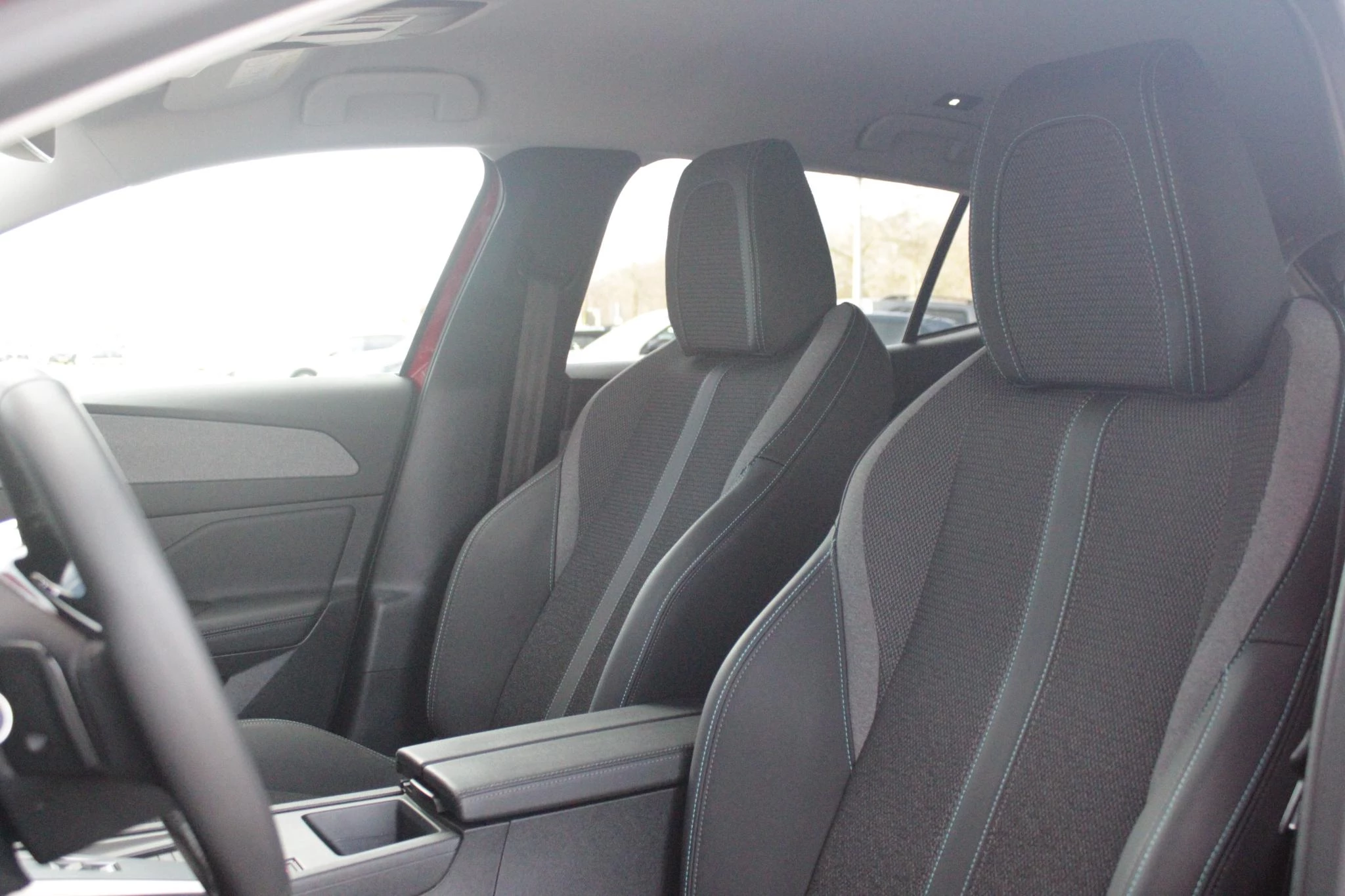 Hoofdafbeelding Peugeot 408