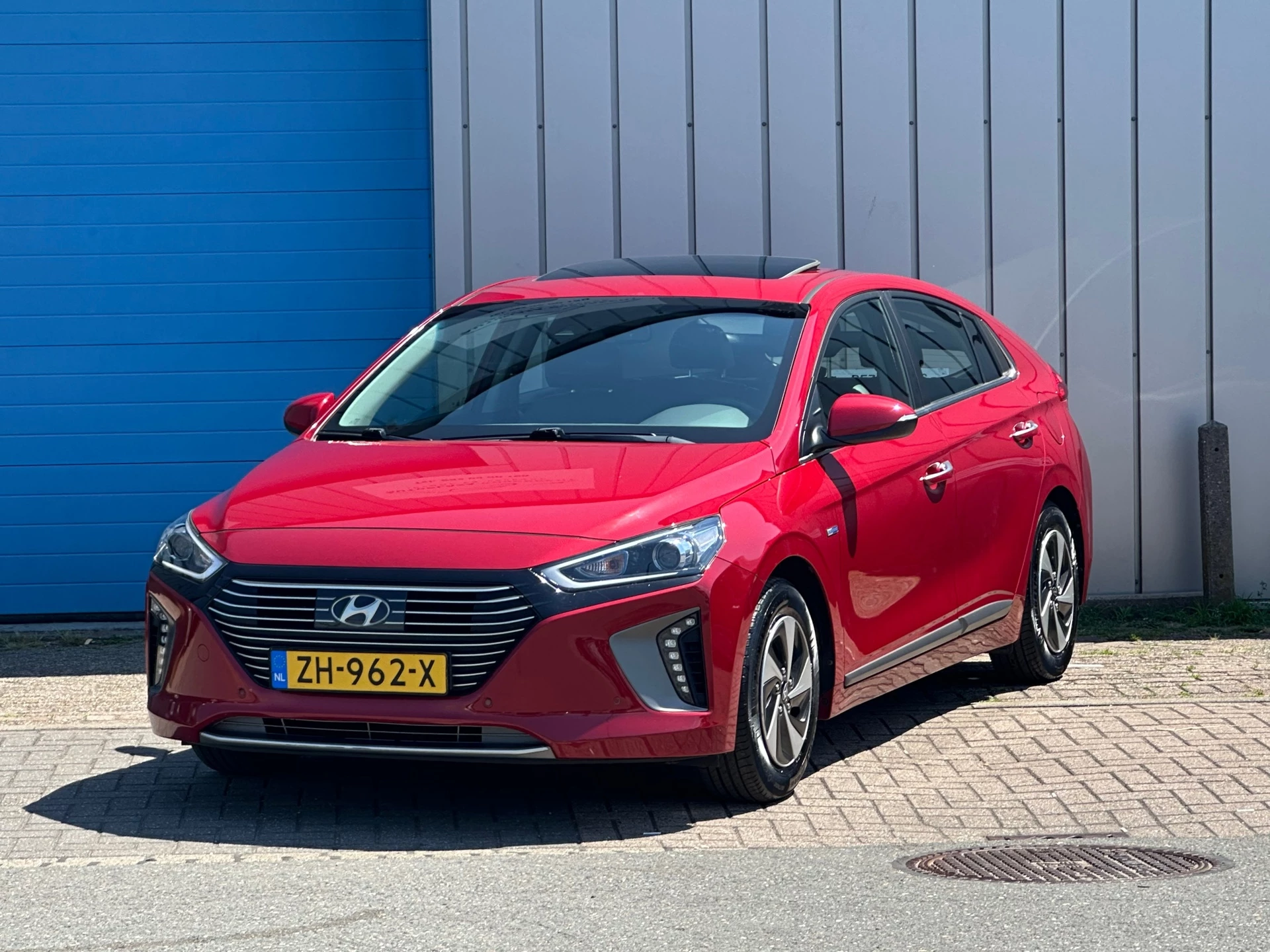 Hoofdafbeelding Hyundai IONIQ