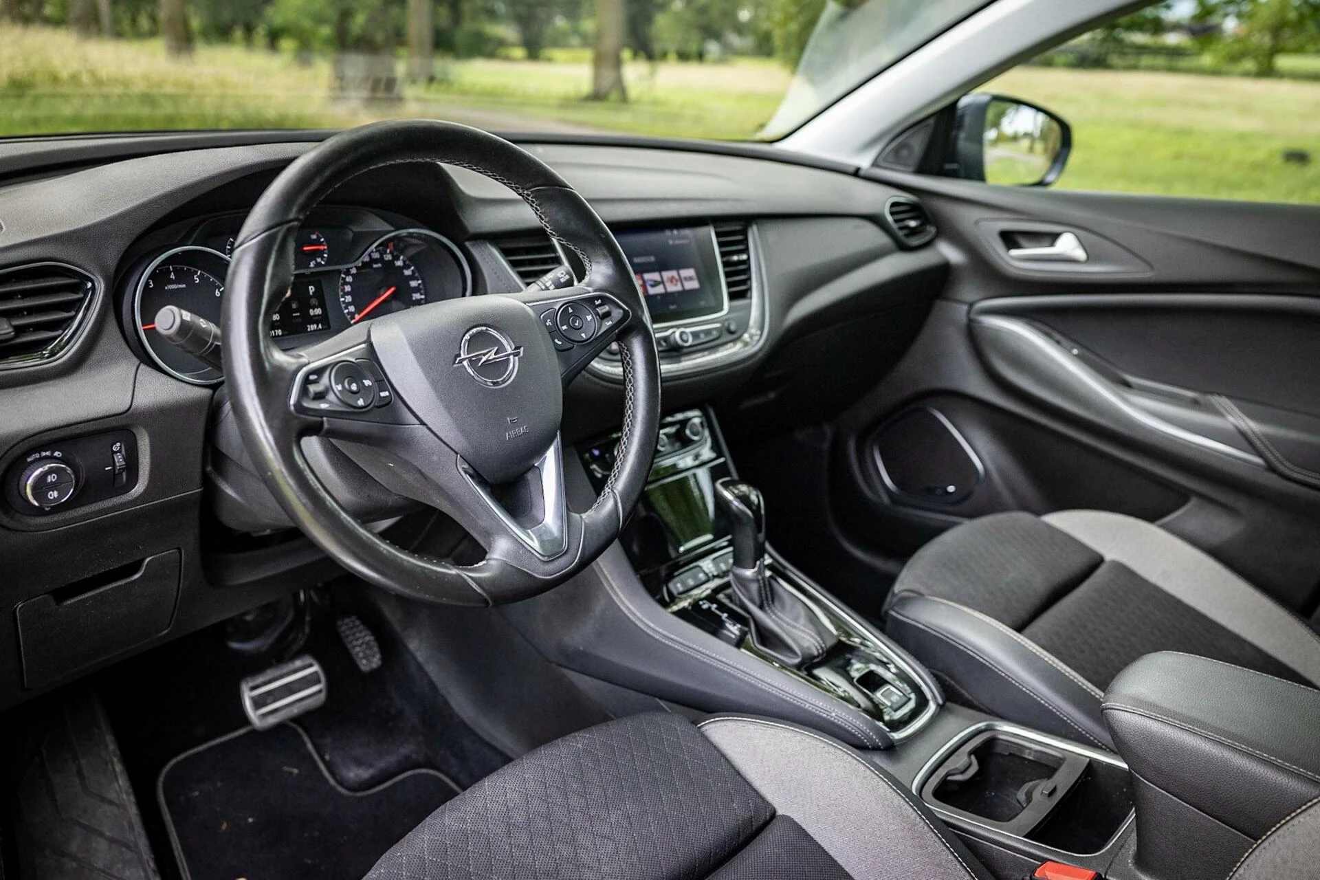 Hoofdafbeelding Opel Grandland X