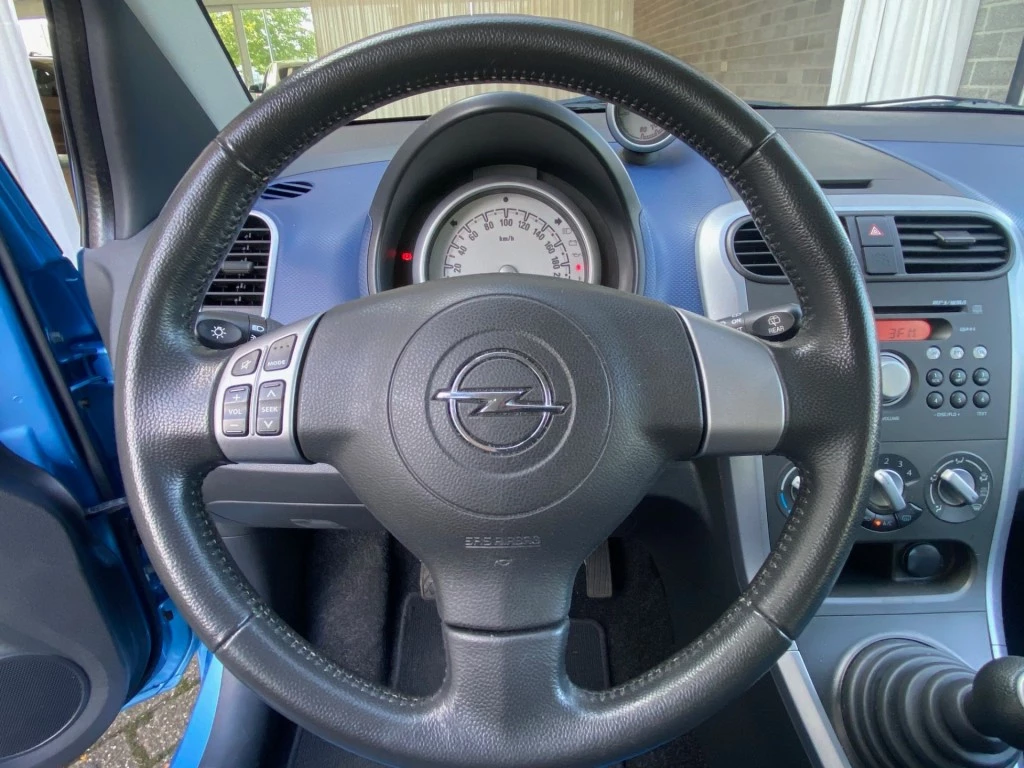 Hoofdafbeelding Opel Agila