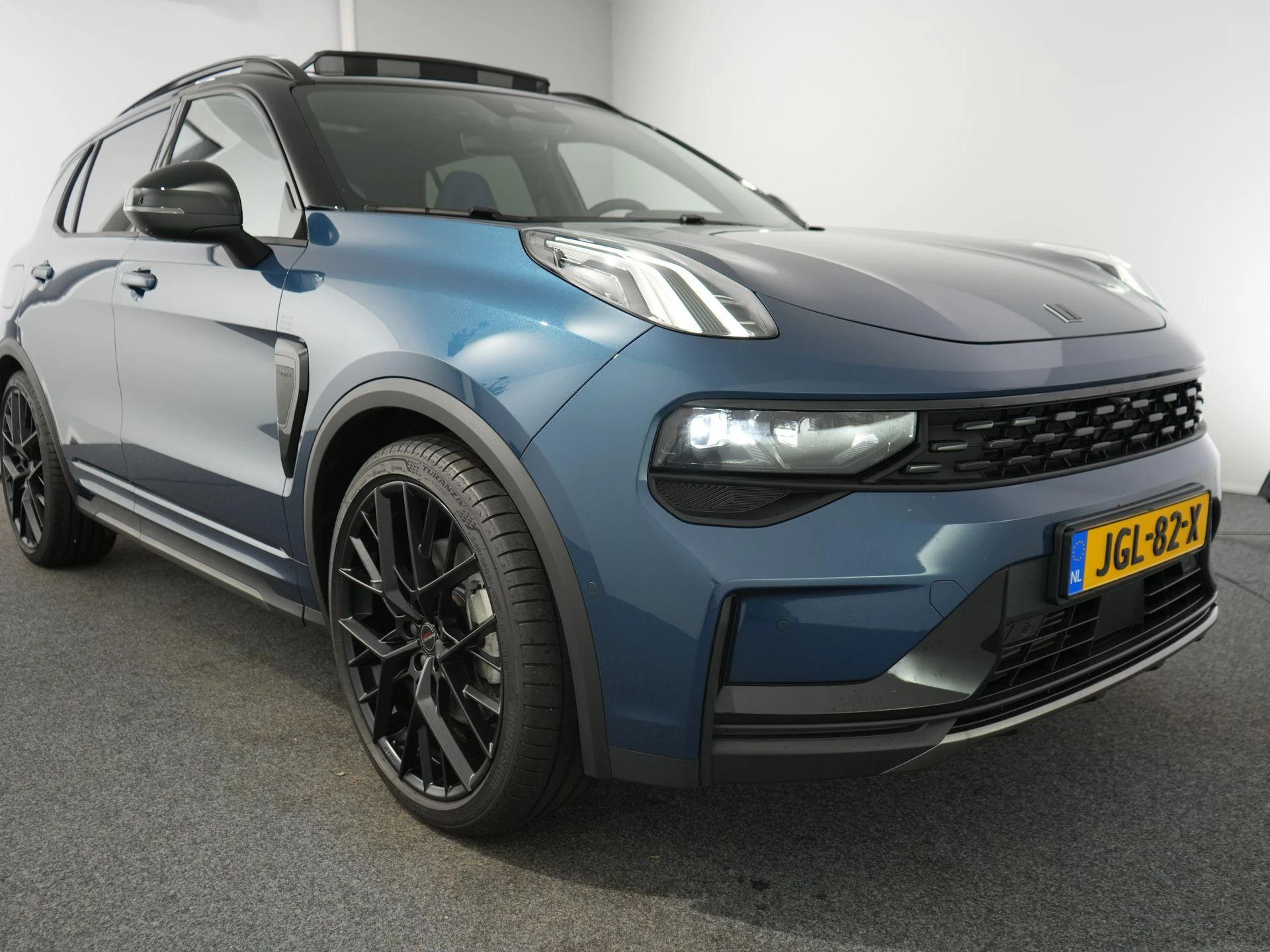 Hoofdafbeelding Lynk & Co 01