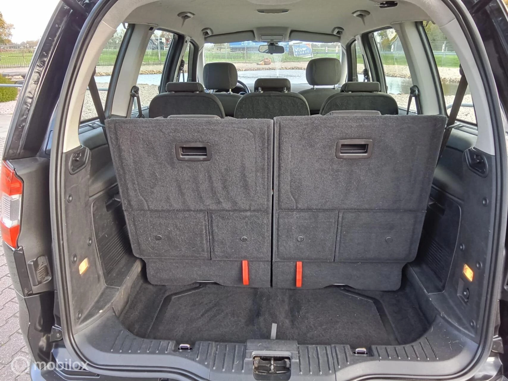 Hoofdafbeelding Ford Galaxy