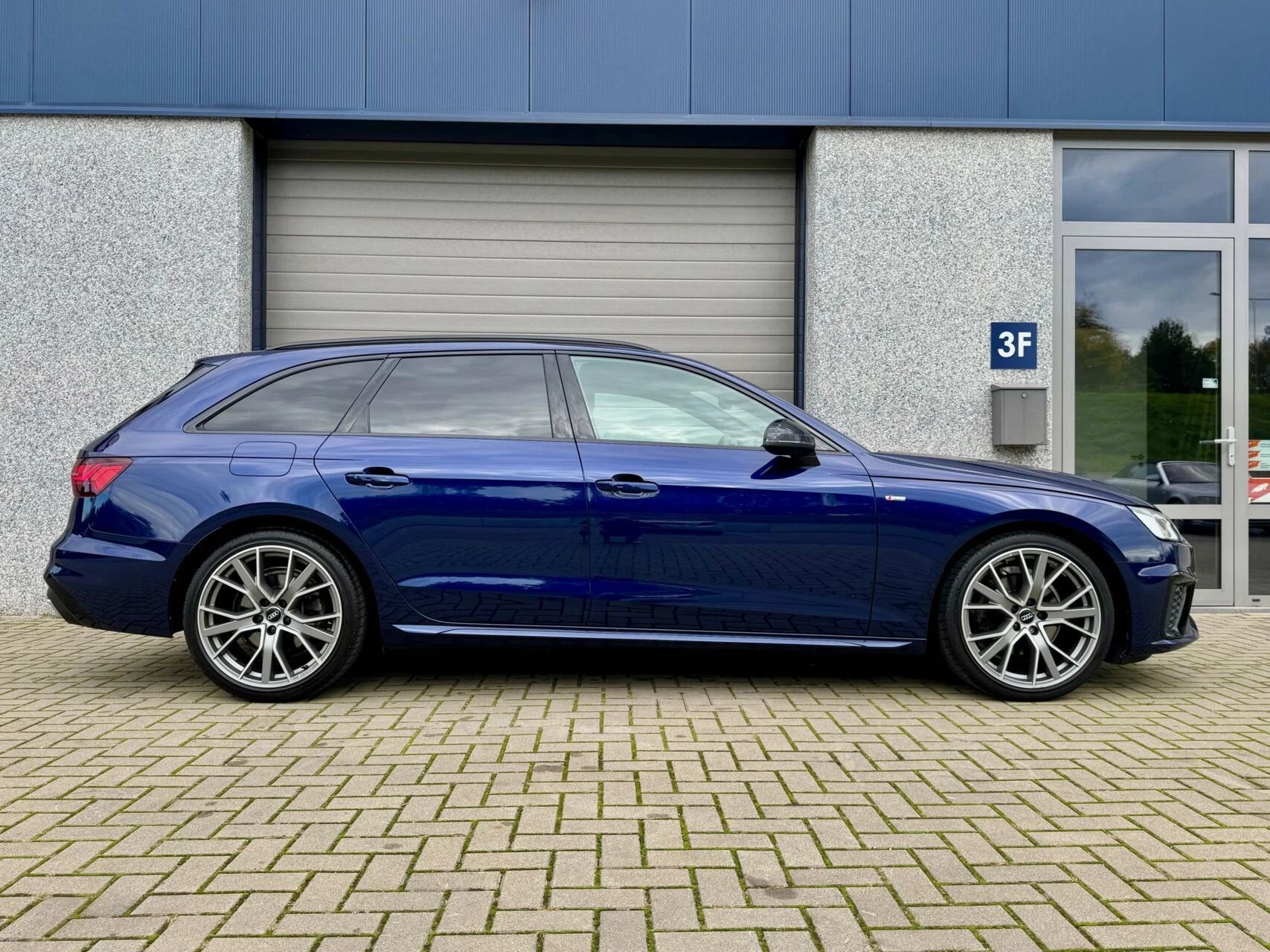 Hoofdafbeelding Audi A4