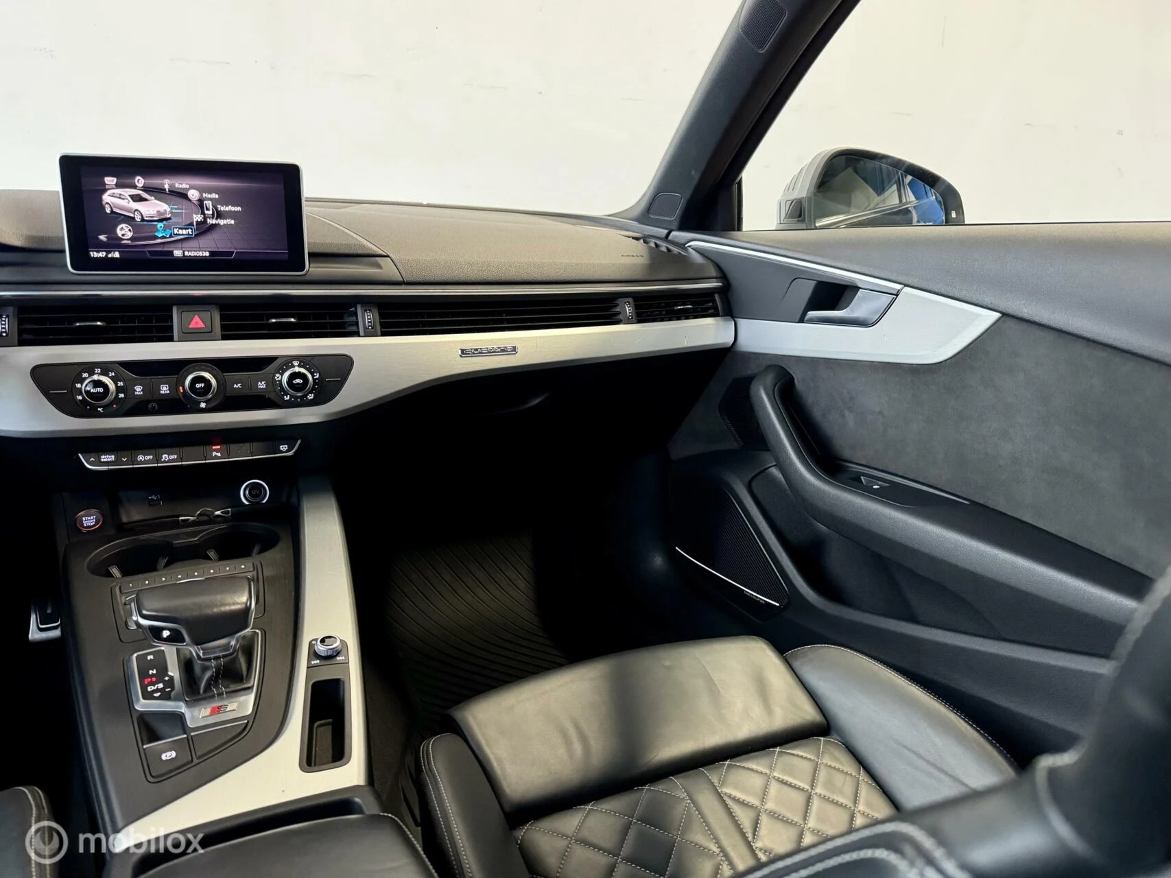 Hoofdafbeelding Audi S4