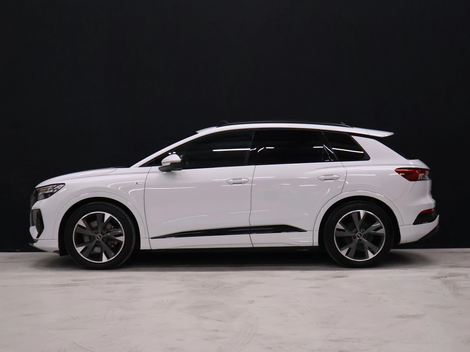 Hoofdafbeelding Audi Q4 e-tron