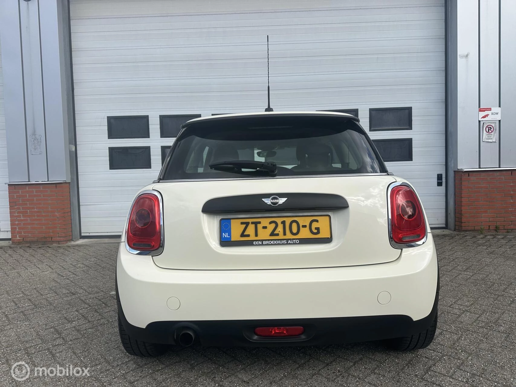 Hoofdafbeelding MINI One