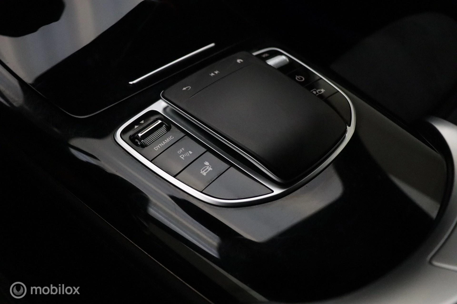 Hoofdafbeelding Mercedes-Benz EQC